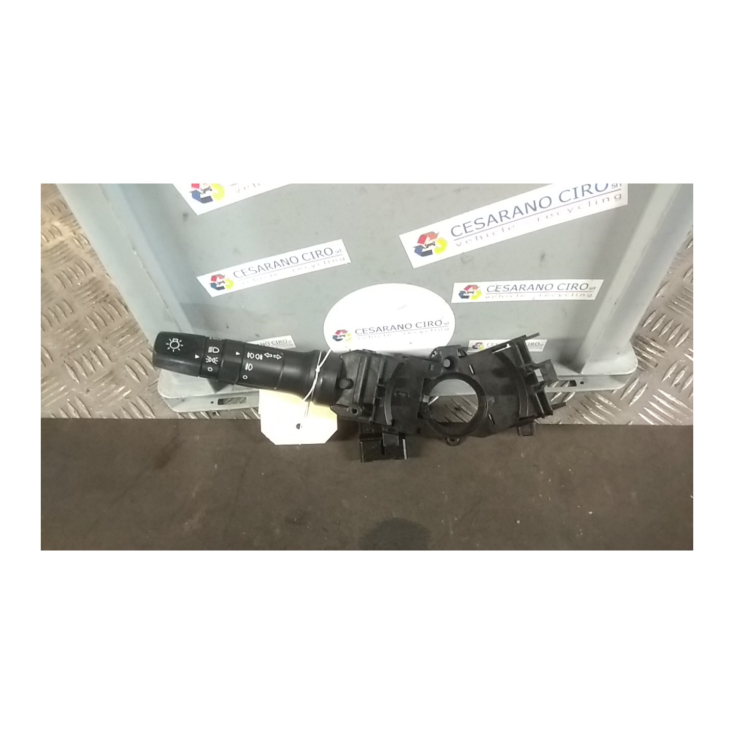 BLOCCO COMANDO VOLANTE LUCI 105 HYUNDAI I20 (01/09-) G4LA 934101J100
