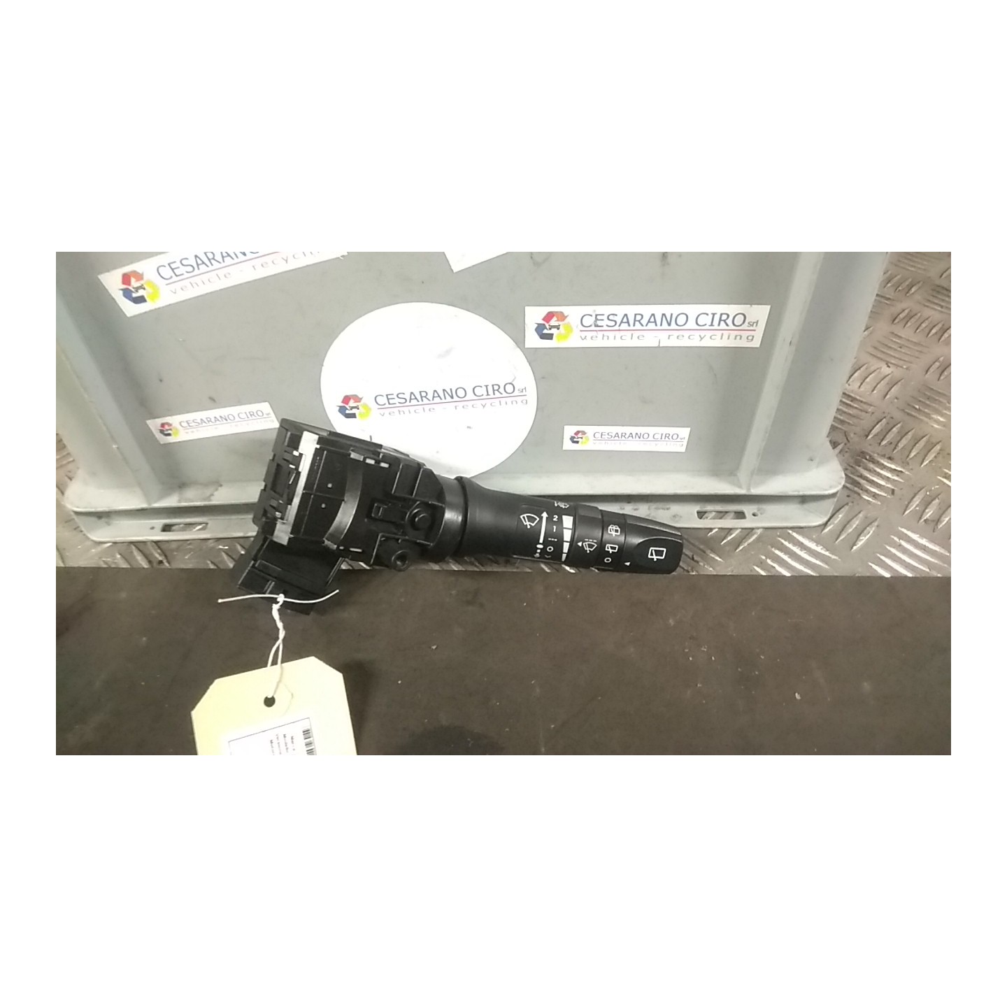 BLOCCO COMANDI TERGICRISTALLI 106 HYUNDAI I20 (01/09-) G4LA 934201J010