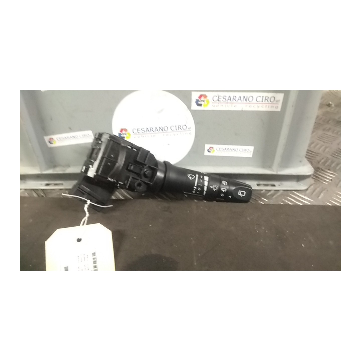 BLOCCO COMANDI TERGICRISTALLI 106 HYUNDAI I20 (01/09-) G4LA 934201J010