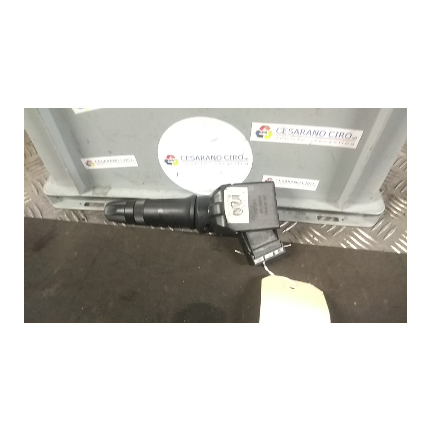 BLOCCO COMANDI TERGICRISTALLI 106 HYUNDAI I20 (01/09-) G4LA 934201J010