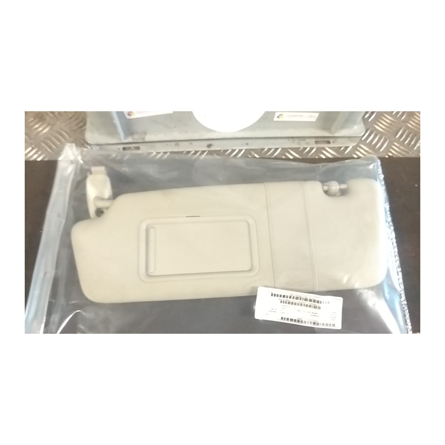 ALETTA PARASOLE PARABREZZA SX. 022 AUDI A3 (8P) (04/03-06/10) BKD 8P08575515B9