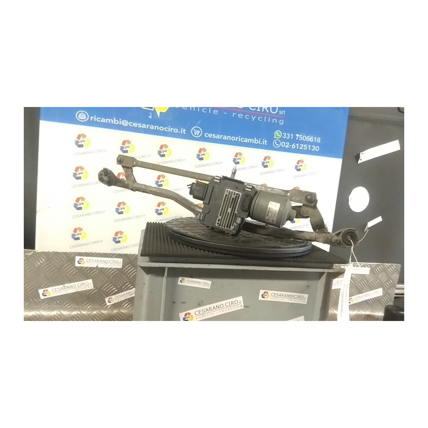 MECCANISMO TERGIPARABREZZA CON MOTORINO 023 AUDI A3 (8P) (04/03-06/10) BKD NB3753003029020