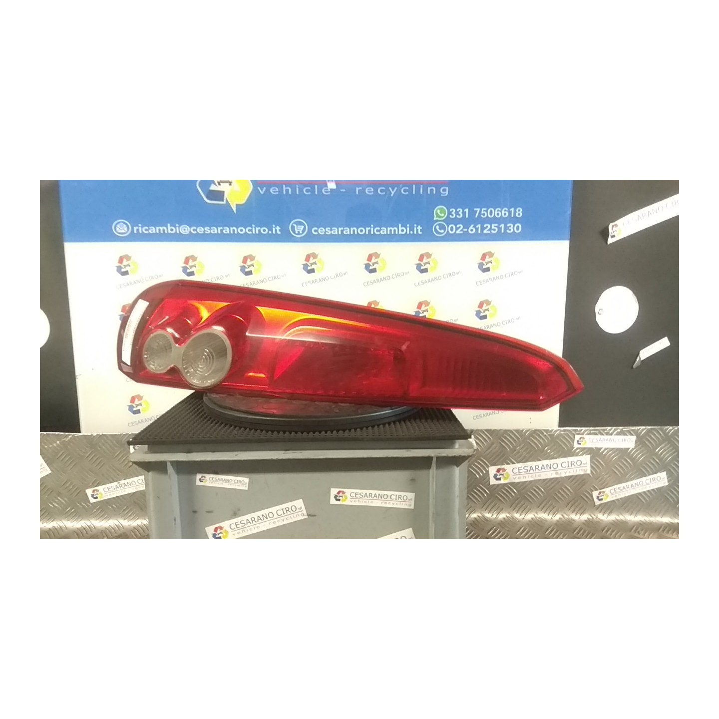 FANALE POST. SX. 034 FORD FIESTA (CBK) (12/05-12/08) FUJA 1437626