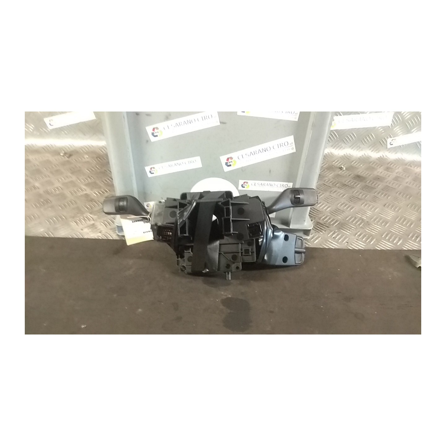 DEVIOGUIDASGANCIO 062 FORD FOCUS (CAP) (11/04-06/08) HHDA 1754623
