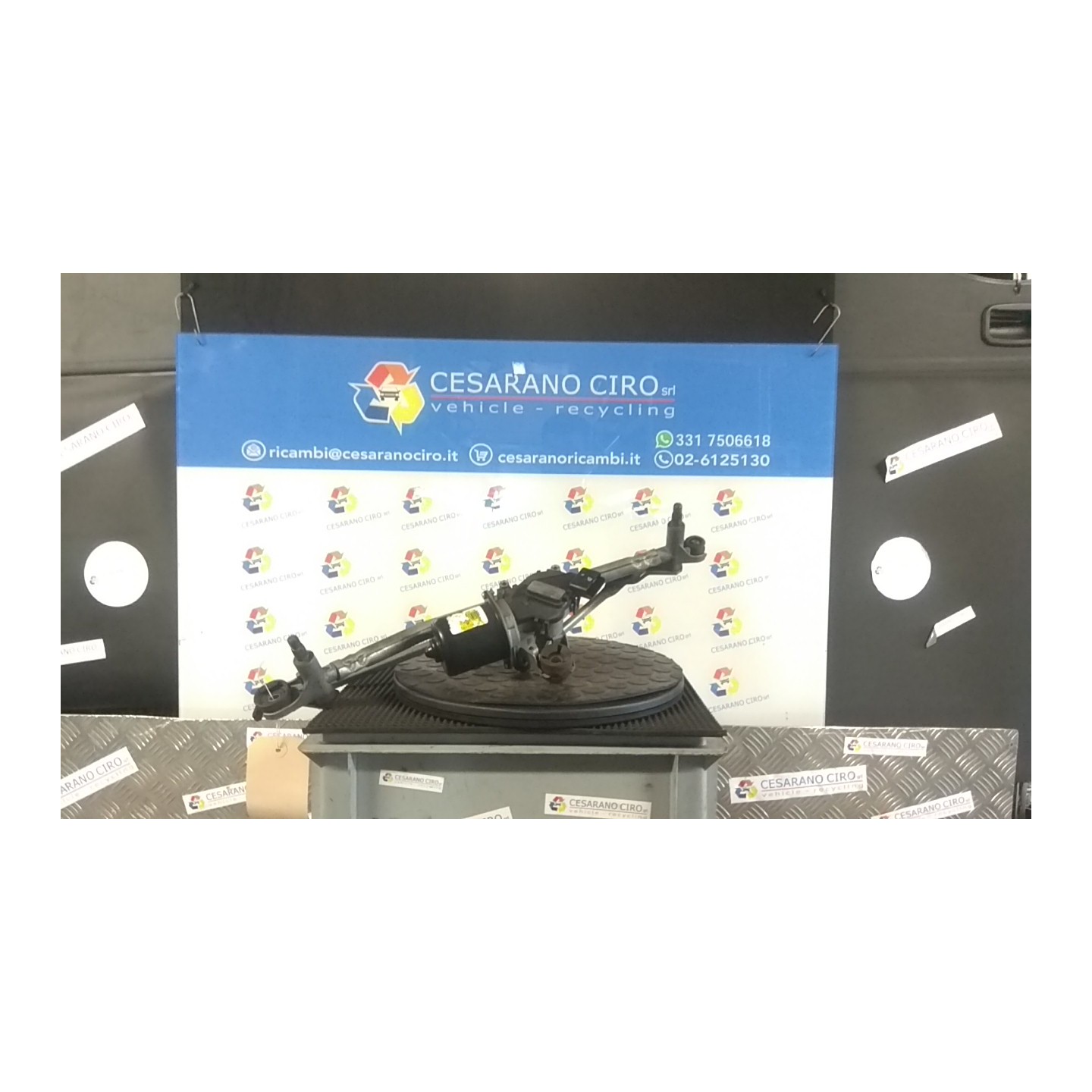 MECCANISMO TERGIPARABREZZA CON MOTORINO 070 CITROEN C3 2A SERIE (09/05-11/10) HFX 6401F4