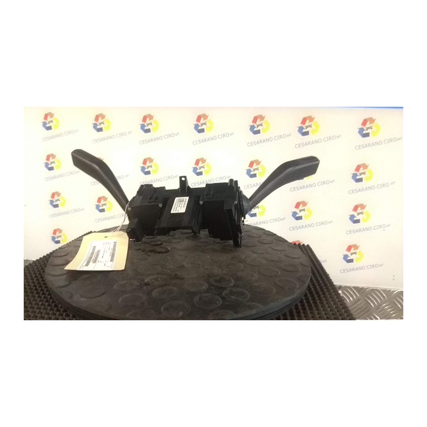 DEVIOGUIDASGANCIO 127 VOLKSWAGEN UP! (1S) (11/11-10/16) CPG 1S09535139B9