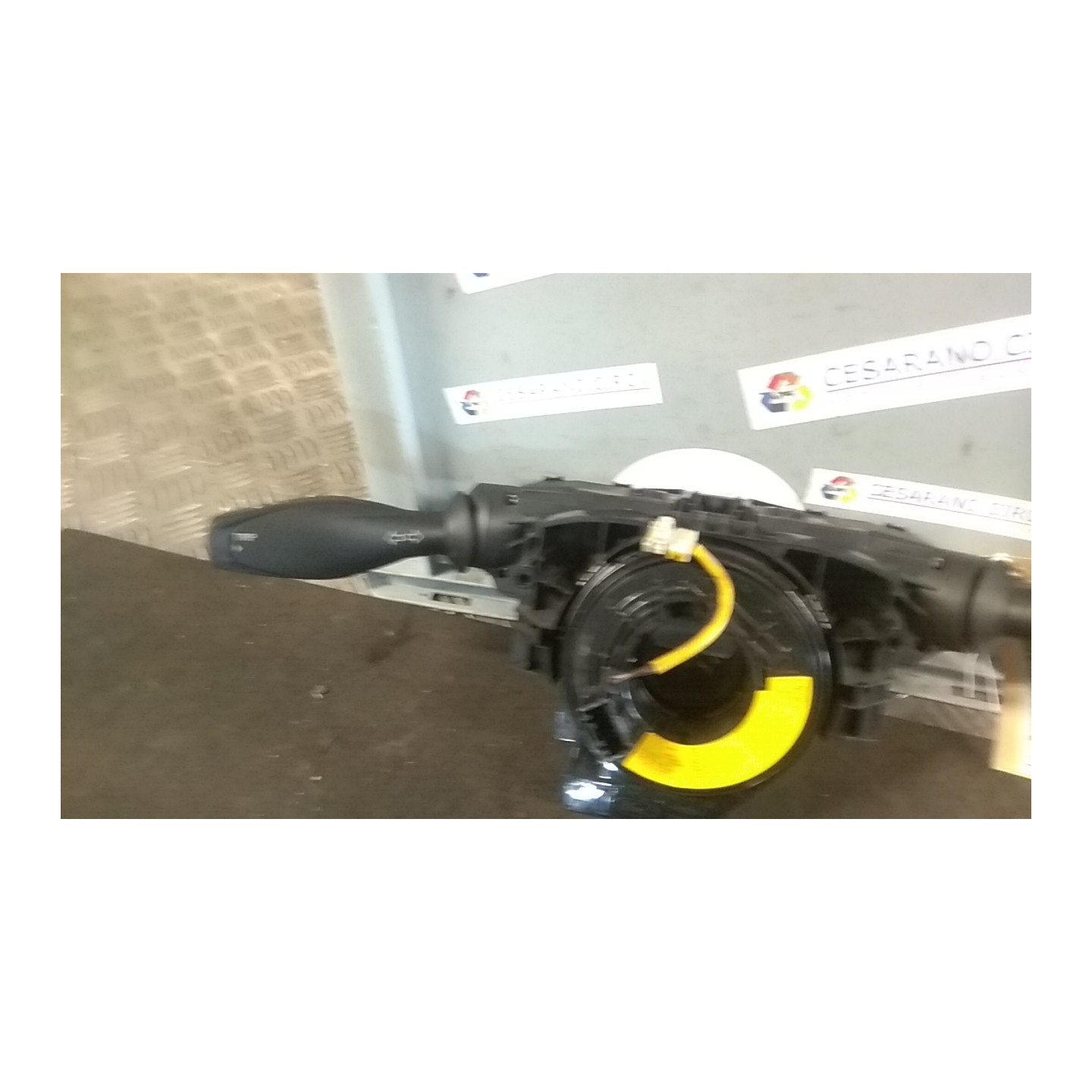DEVIOGUIDASGANCIO 134 FORD TRANSIT COURIER (C4A) (04/18-) XWCB 1718675