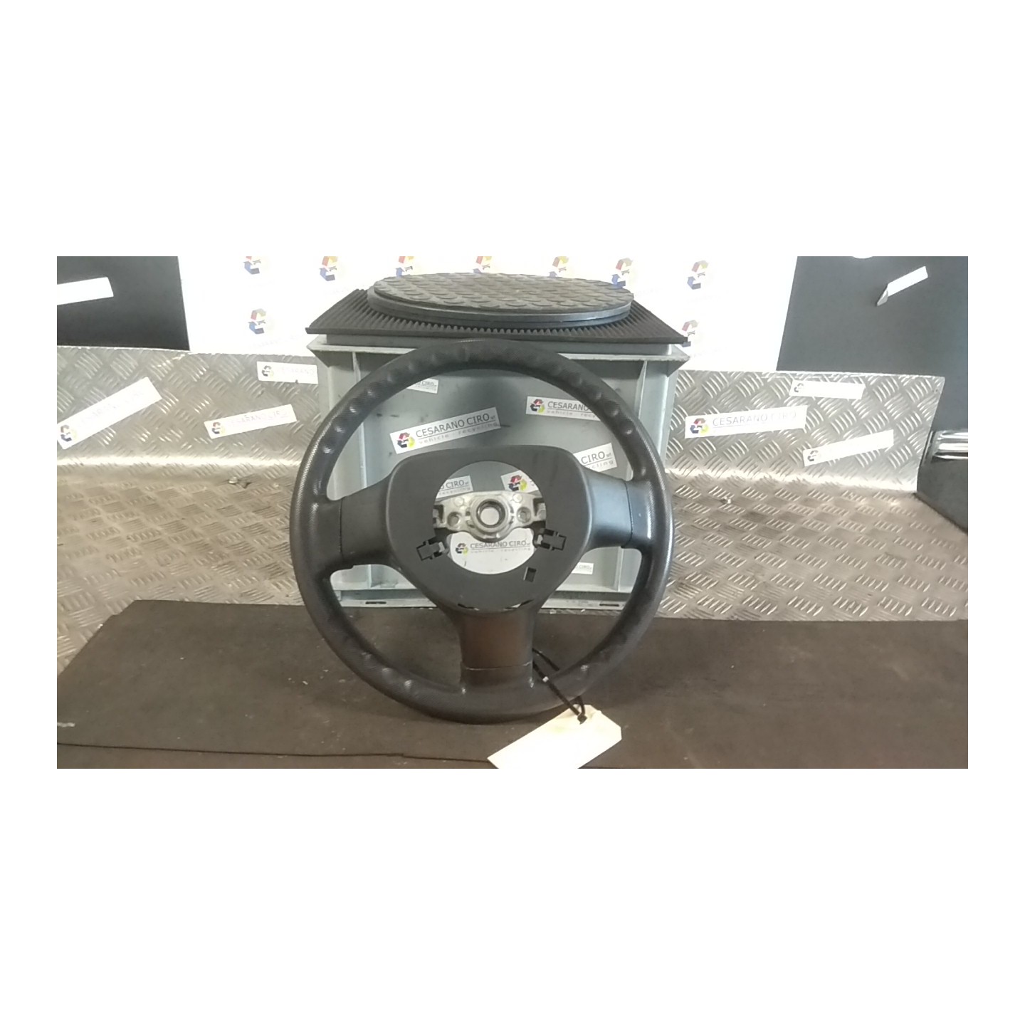 VOLANTE 142 TOYOTA AYGO 1A SERIE (04/05-10/14) 1KRFE 451000H010B0