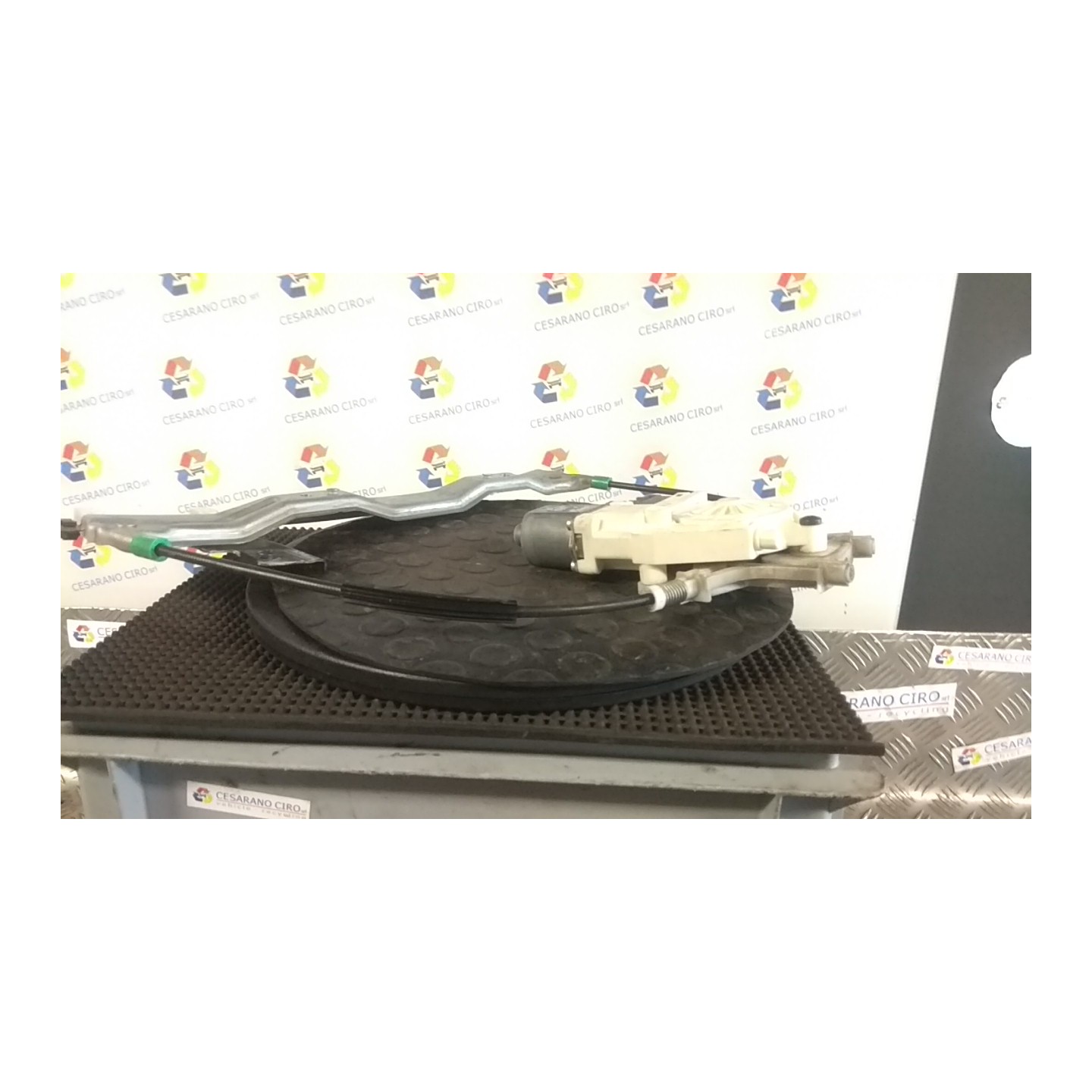 ALZACRISTALLO PORTA POST. DX. 146 PEUGEOT 407 (03/04-03/12) RHR 922491