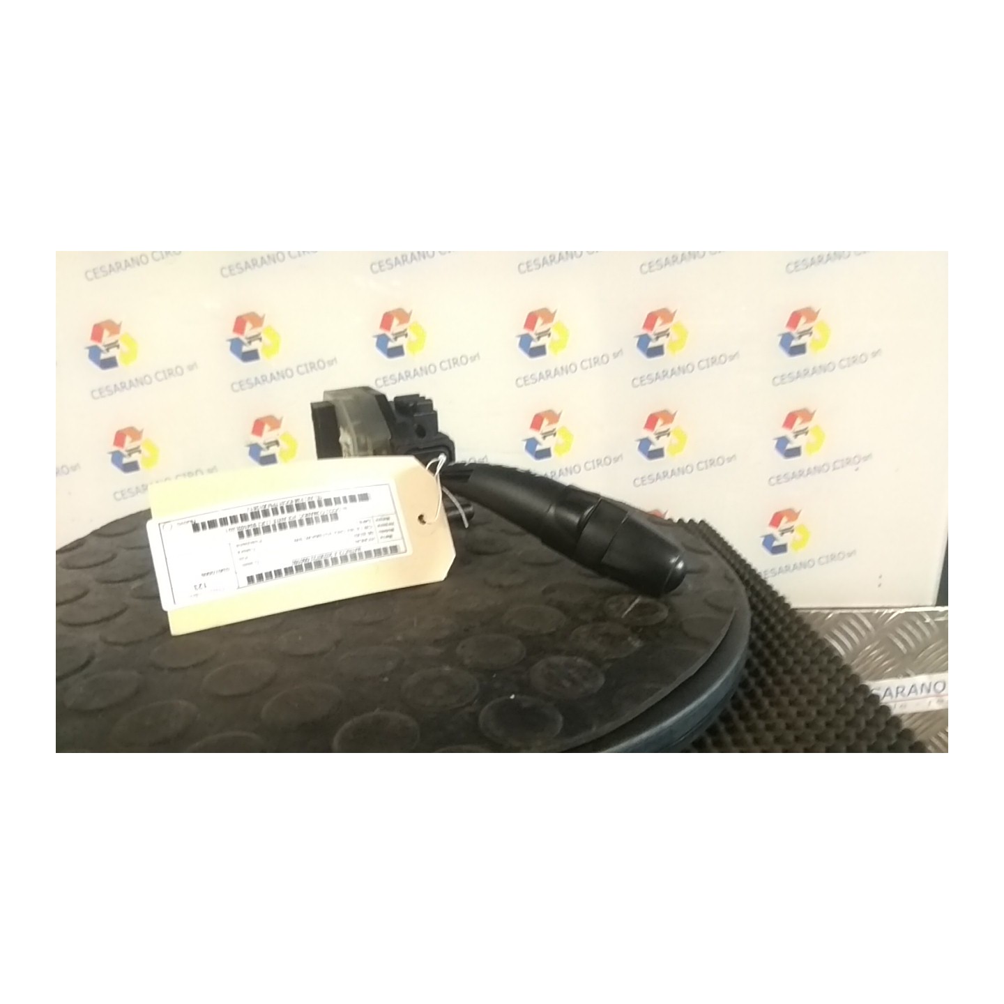 BLOCCO COMANDO VOLANTE LUCI 160 HYUNDAI I30 (07/07-) D4FB 934102L021