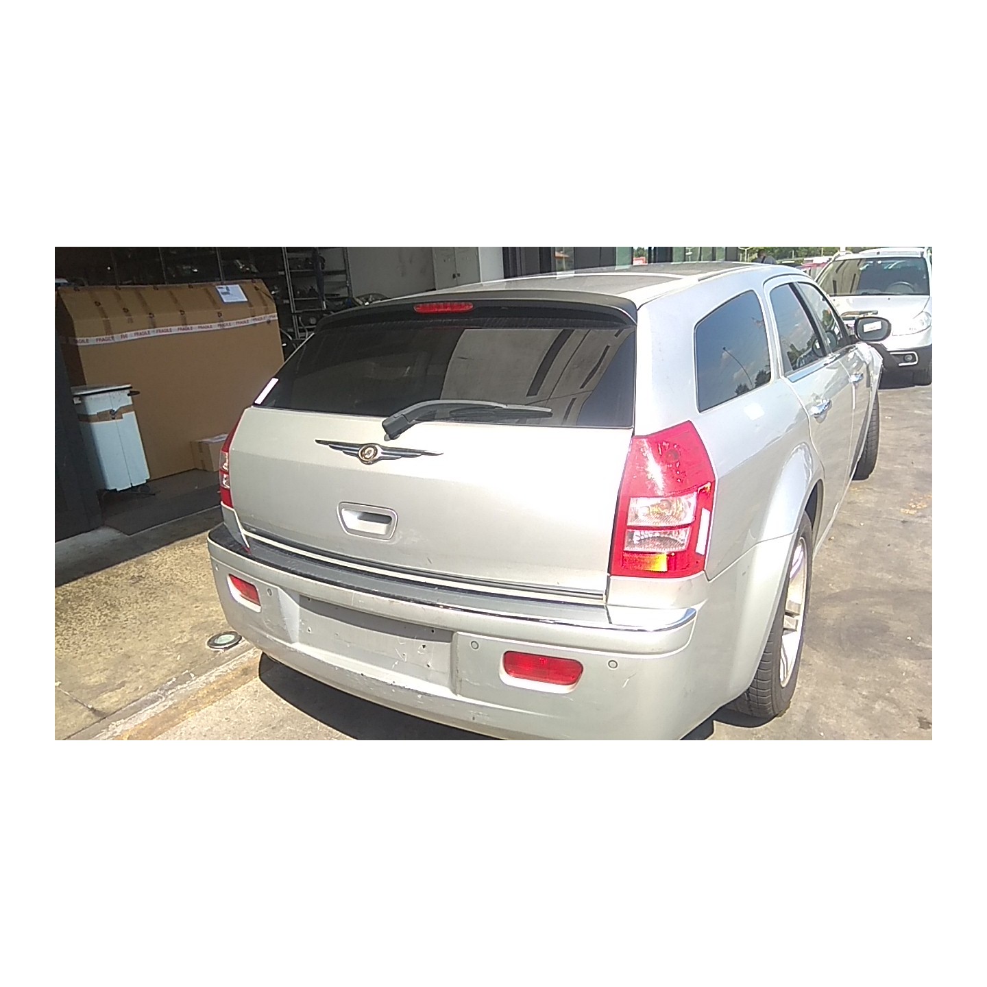 PORTELLO POST. 053 CHRYSLER 300 C (03/05-) 642982 K05135234AB