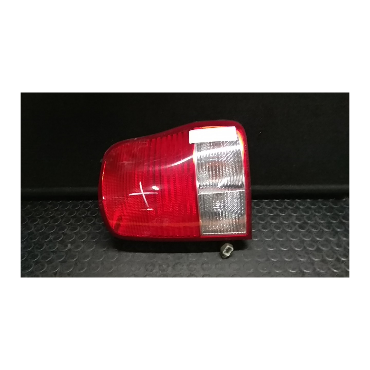 FANALE POST. DX. 053 KIA CARNIVAL 1A SERIE (04/99-12/06 J3 0K54E51150
