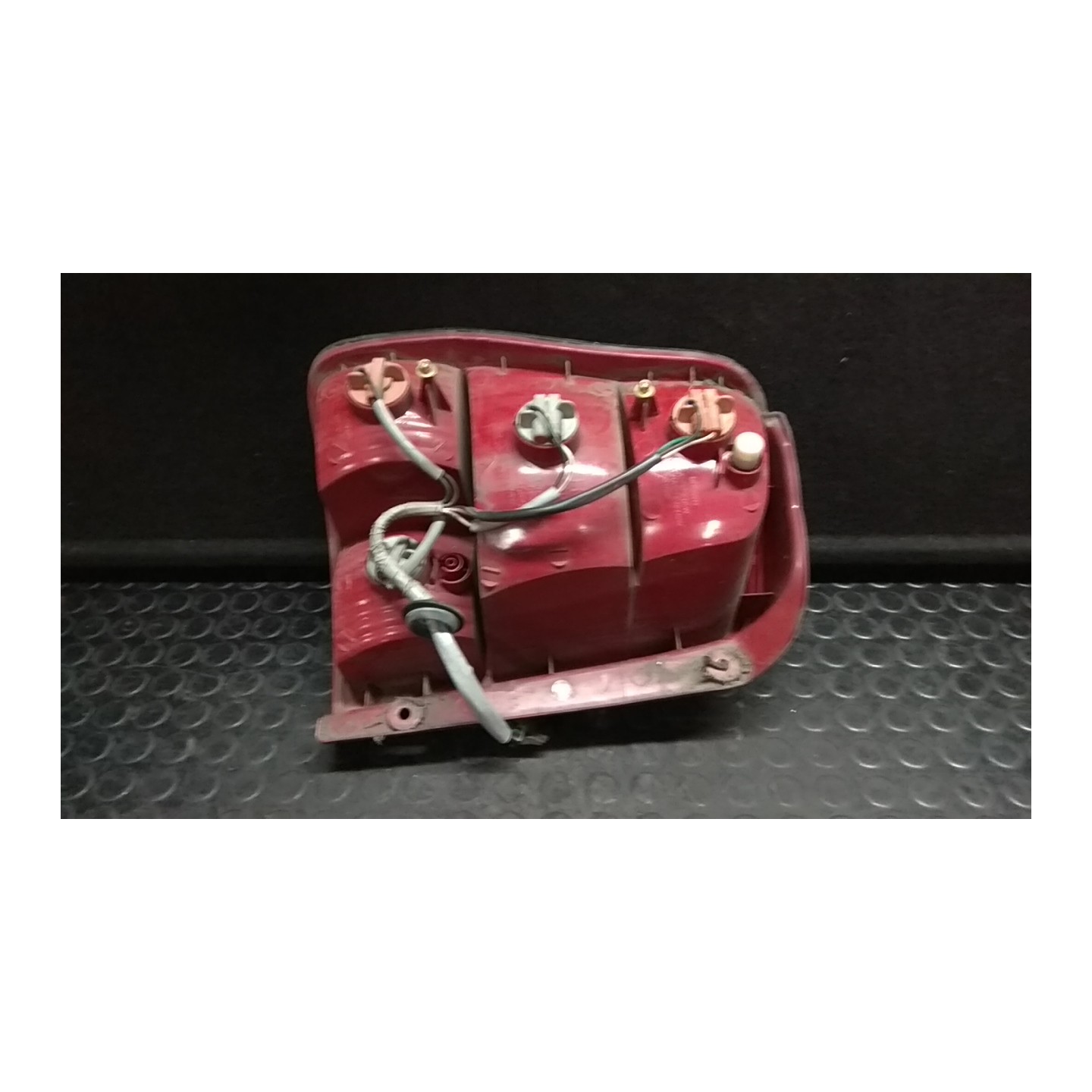 FANALE POST. DX. 053 KIA CARNIVAL 1A SERIE (04/99-12/06 J3 0K54E51150