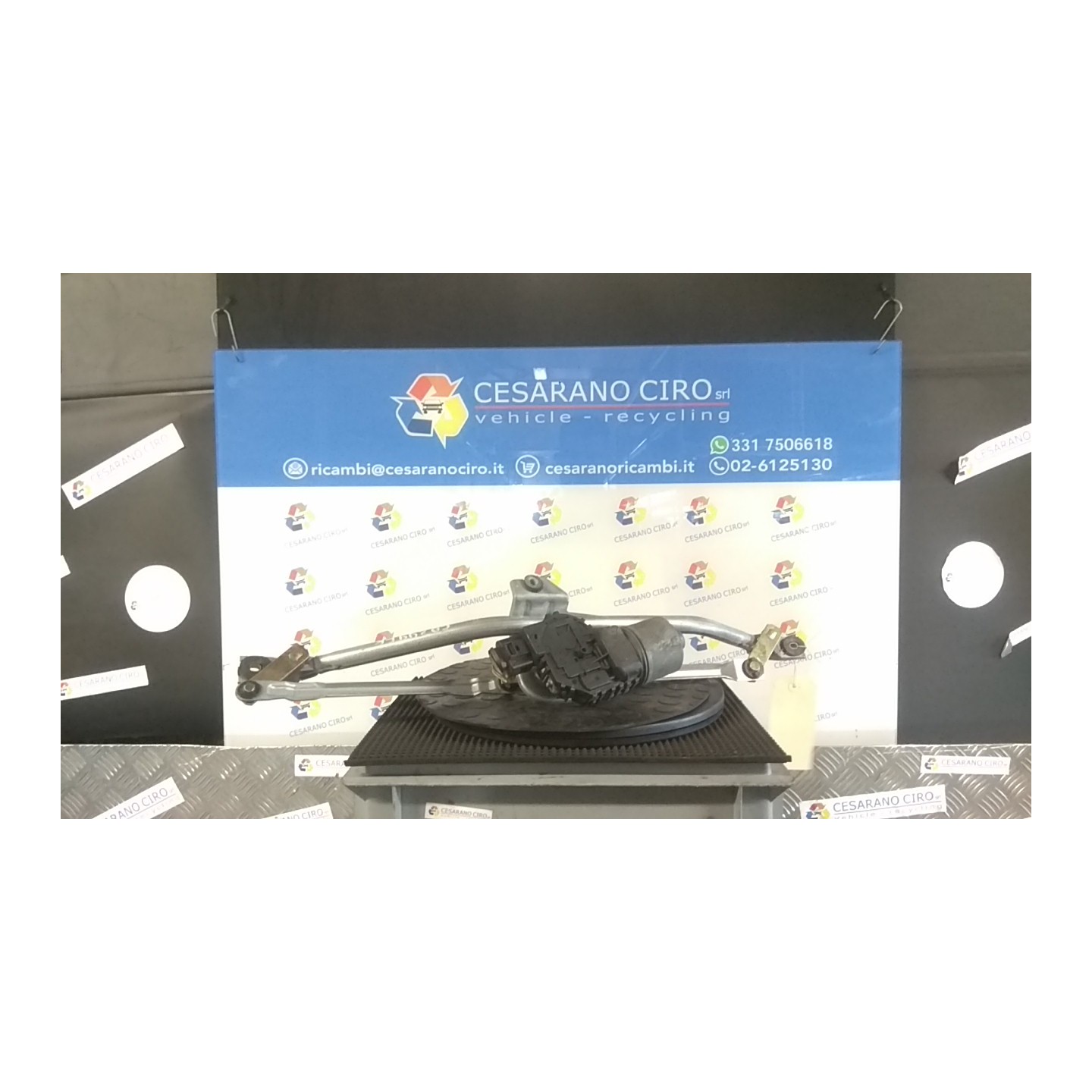 MECCANISMO TERGIPARABREZZA CON MOTORINO 078 VOLKSWAGEN PASSAT (3B) (10/00-03/06) AWX NB3753023033029