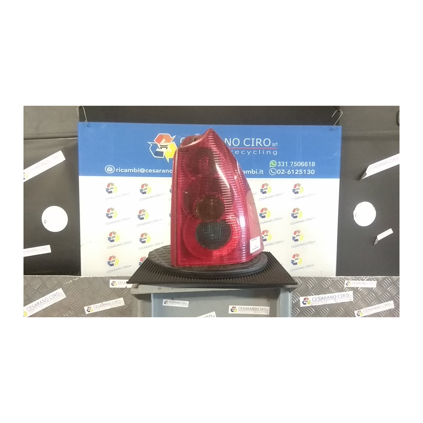 FANALE POST. DX. 089 PEUGEOT 307 (04/01-12/06) NFU 6351Q6