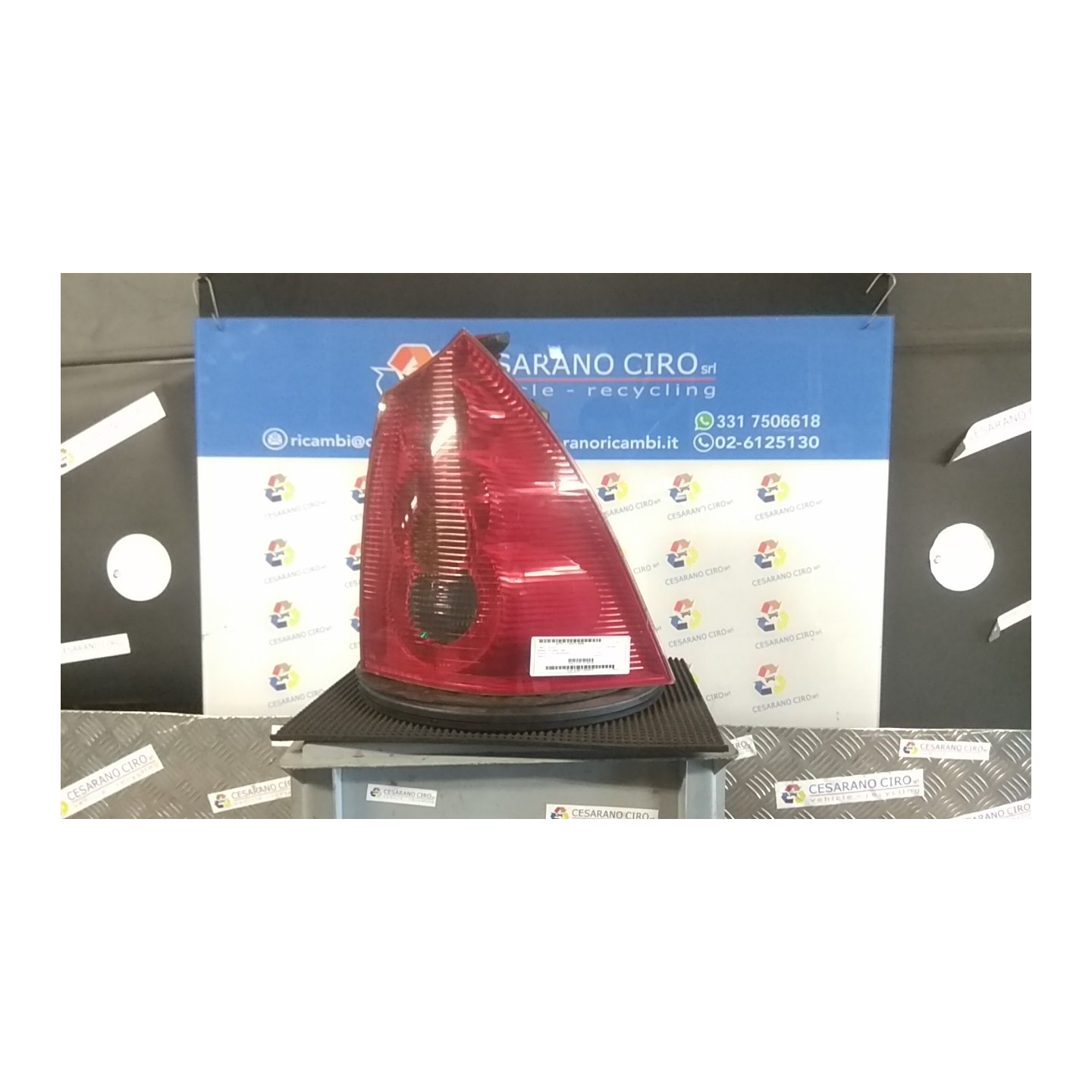 FANALE POST. DX. 089 PEUGEOT 307 (04/01-12/06) NFU 6351Q6