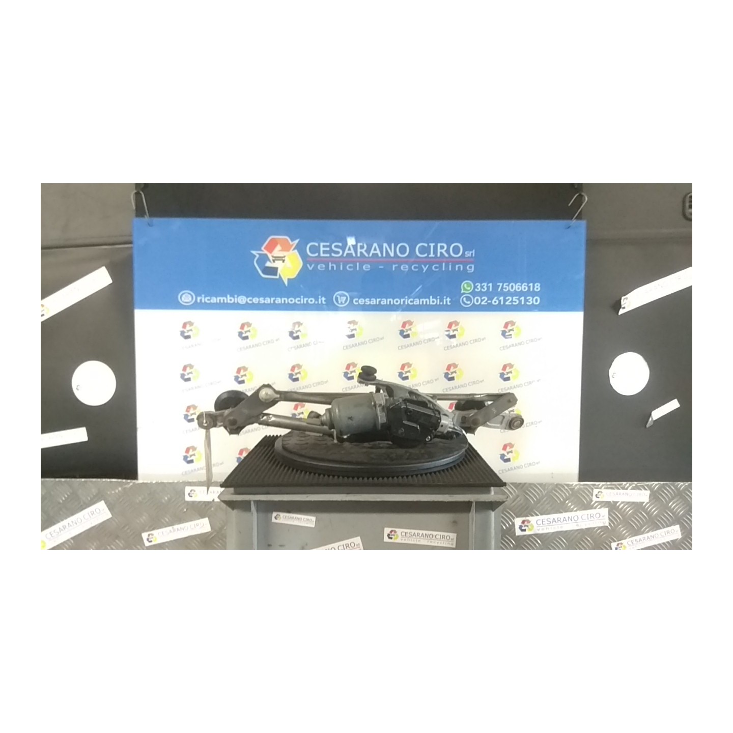 MOTORINO TERGIPARABREZZA 108 TOYOTA AURIS (01/07-) 4ZZFE 8511012A10