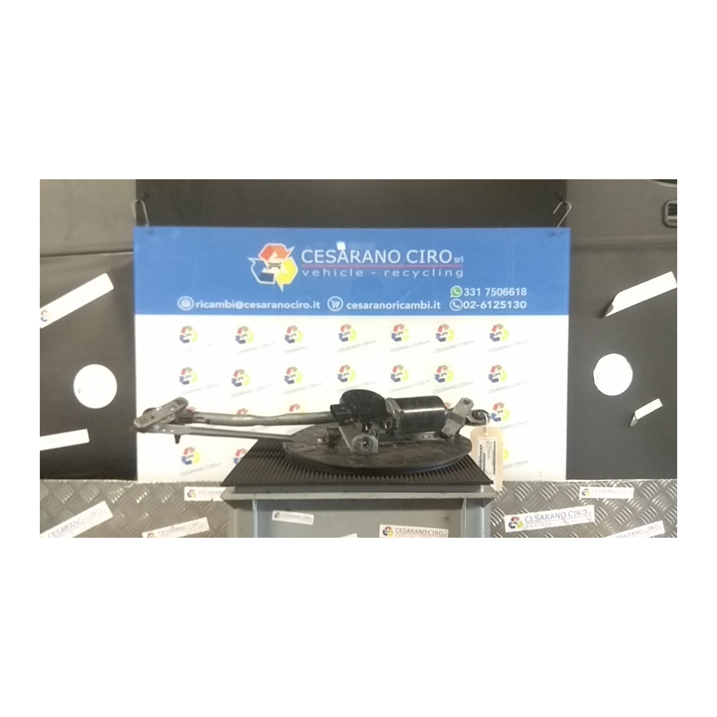 MECCANISMO TERGIPARABREZZA CON MOTORINO 004 MAZDA MAZDA 3 (08/06-10/09) Z6 BN8V6737XA