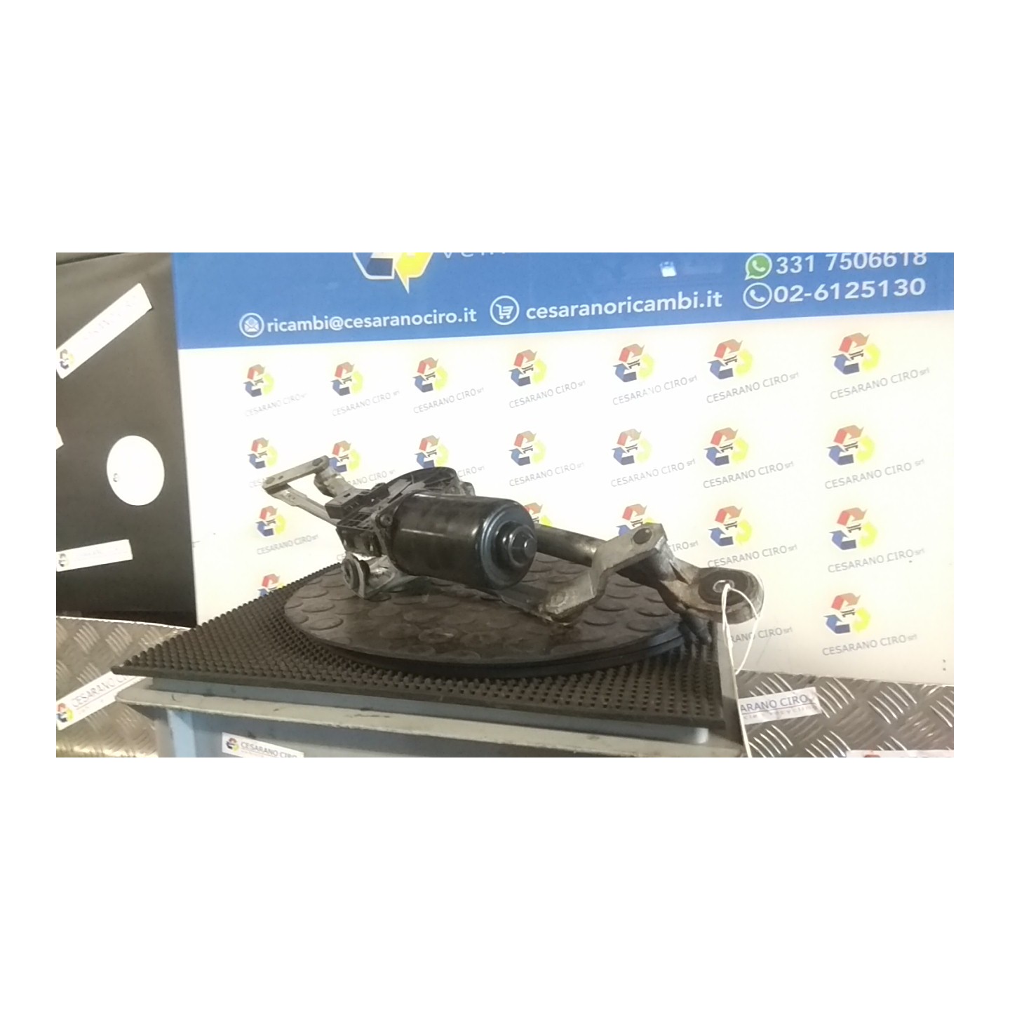 MECCANISMO TERGIPARABREZZA CON MOTORINO 004 MAZDA MAZDA 3 (08/06-10/09) Z6 BN8V6737XA