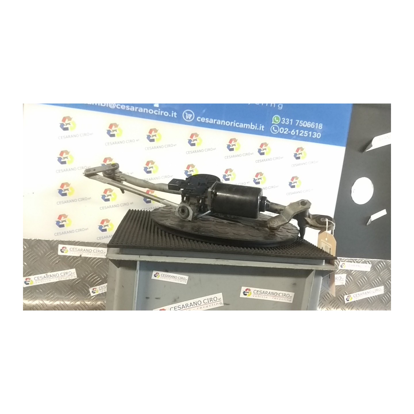 MECCANISMO TERGIPARABREZZA CON MOTORINO 004 MAZDA MAZDA 3 (08/06-10/09) Z6 BN8V6737XA