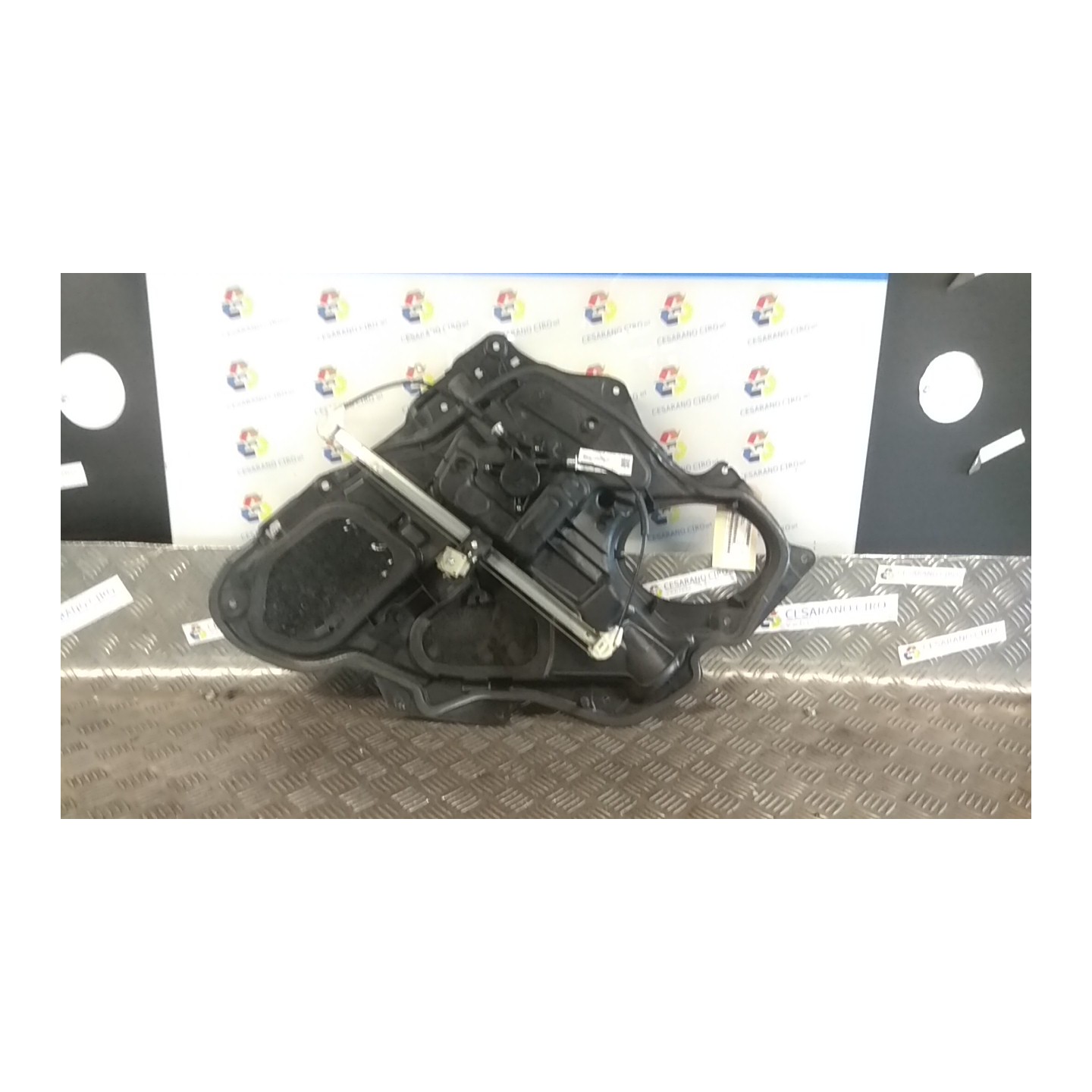 ALZACRISTALLO PORTA POST. DX. 013 MAZDA MAZDA 3 (08/06-10/09) Z6 BP4L72560D