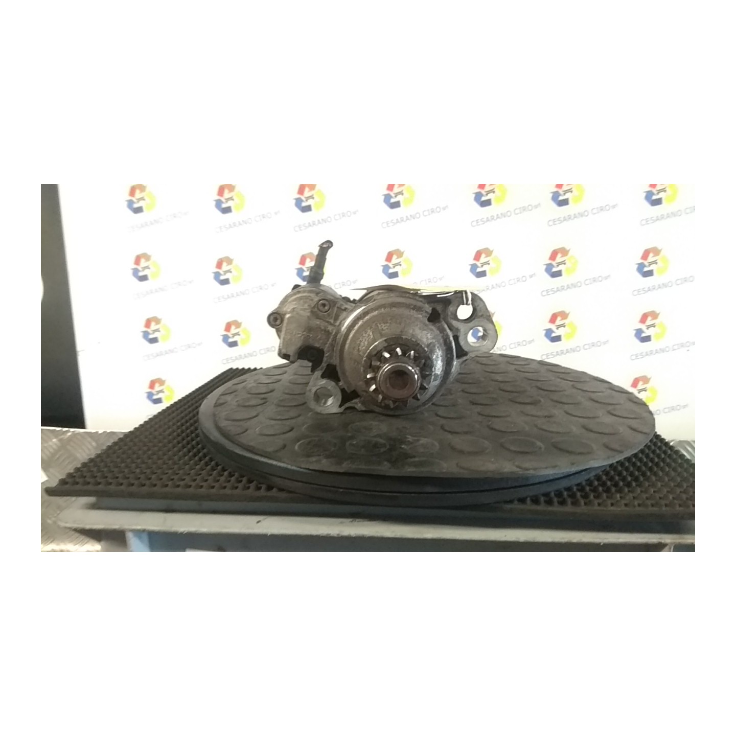 MOTORINO AVVIAMENTO 1.1KW BOSCH/ROTAZ. 050 VOLKSWAGEN UP! (1S) (11/11-10/16) CPG 02M911021HX