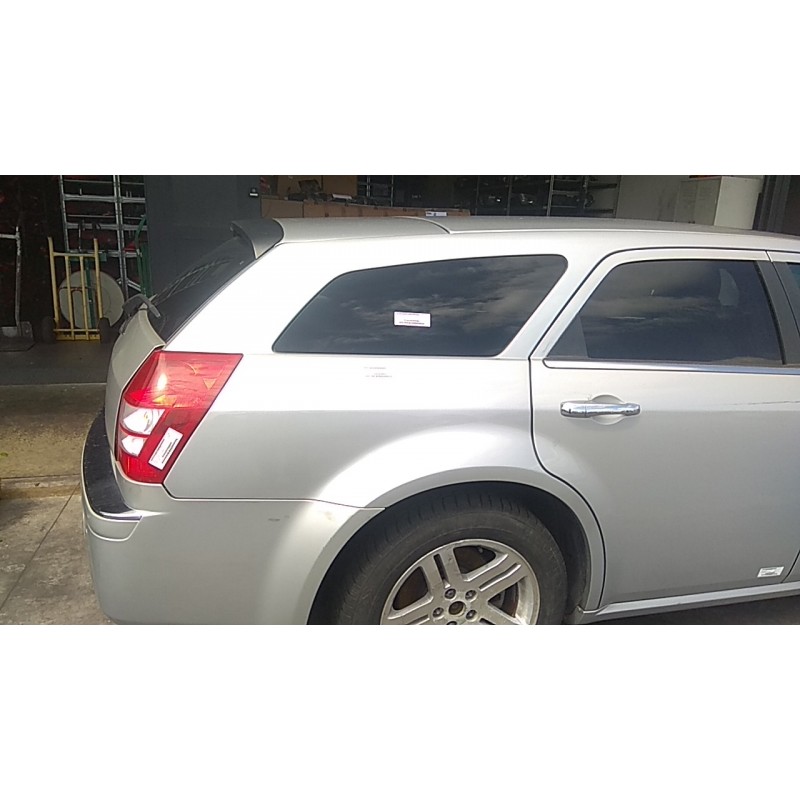 FISSO PARAFANGO POST. DX. 016 CHRYSLER 300 C (03/05-) 642982 K05065638AF