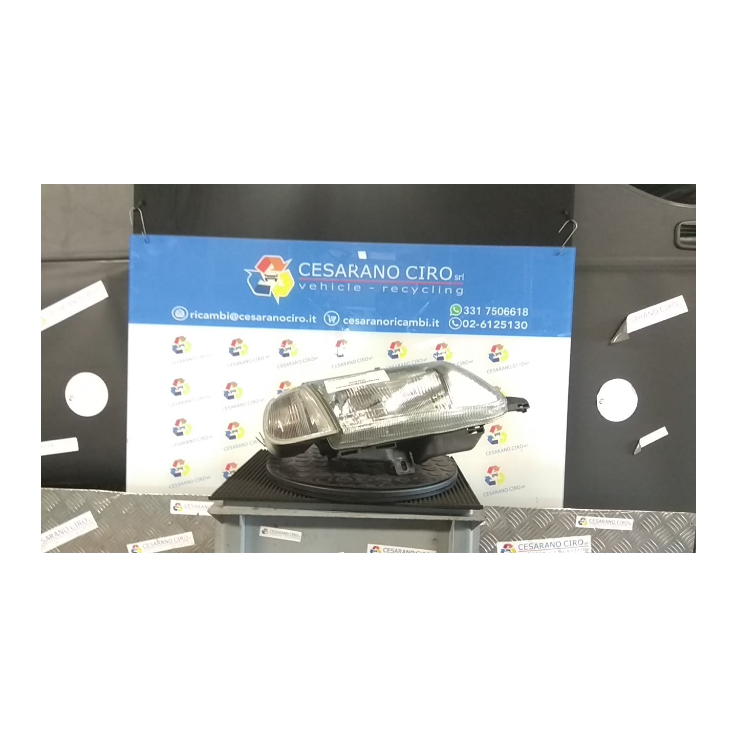 PROIETTORE DX. 018 CITROEN SAXO (03/96-08/99) HDZ 6205N5