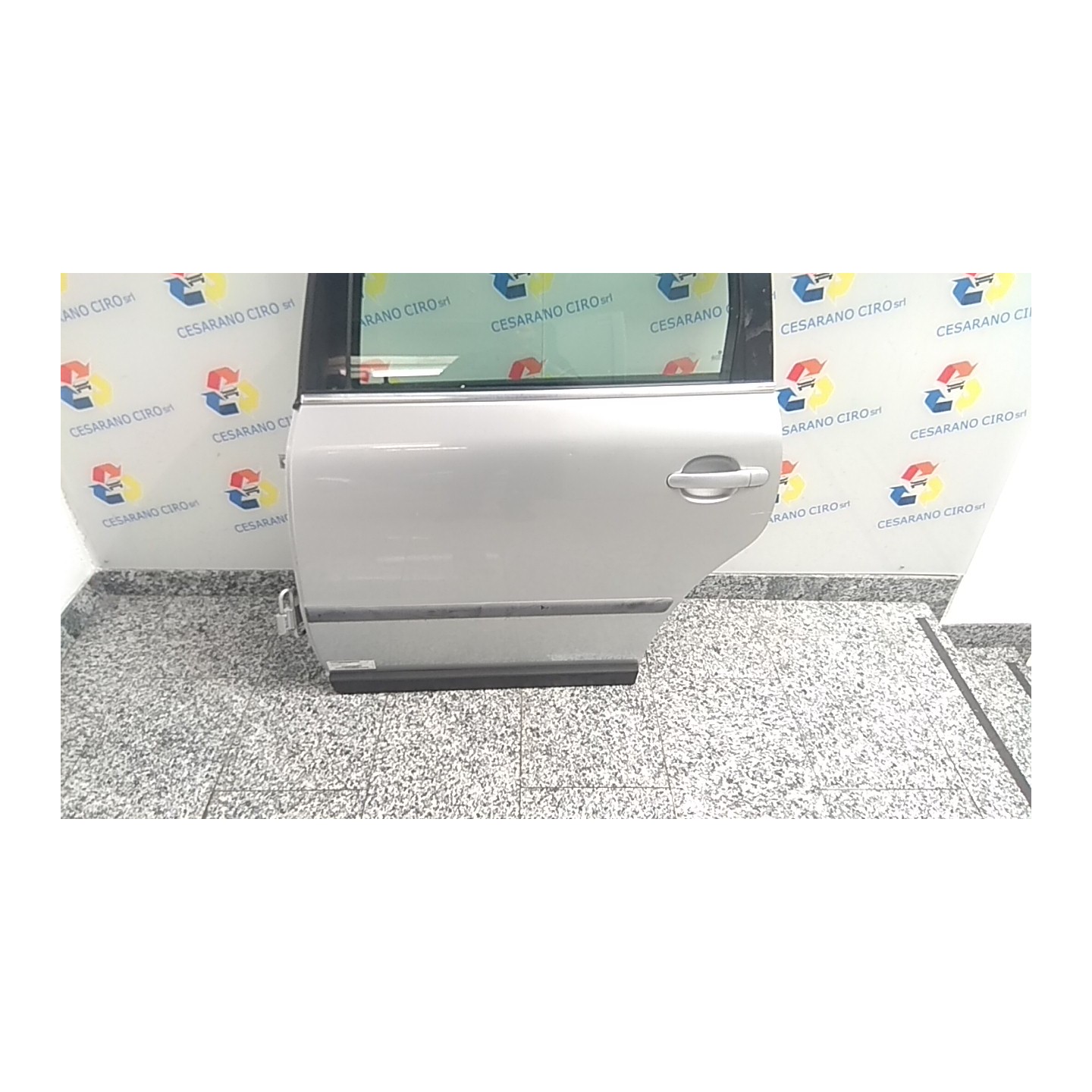 PORTA POST. SX. 081 VOLKSWAGEN PASSAT (3B) (10/00-03/06) AWX 3B9833051AC