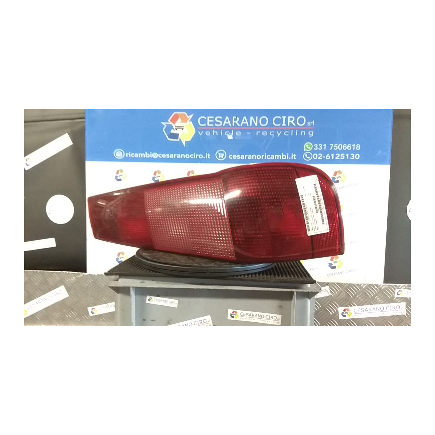 FANALE POST. DX. 126 FIAT PUNTO 1A SERIE (11/93-10/99) 176B4000 7730722