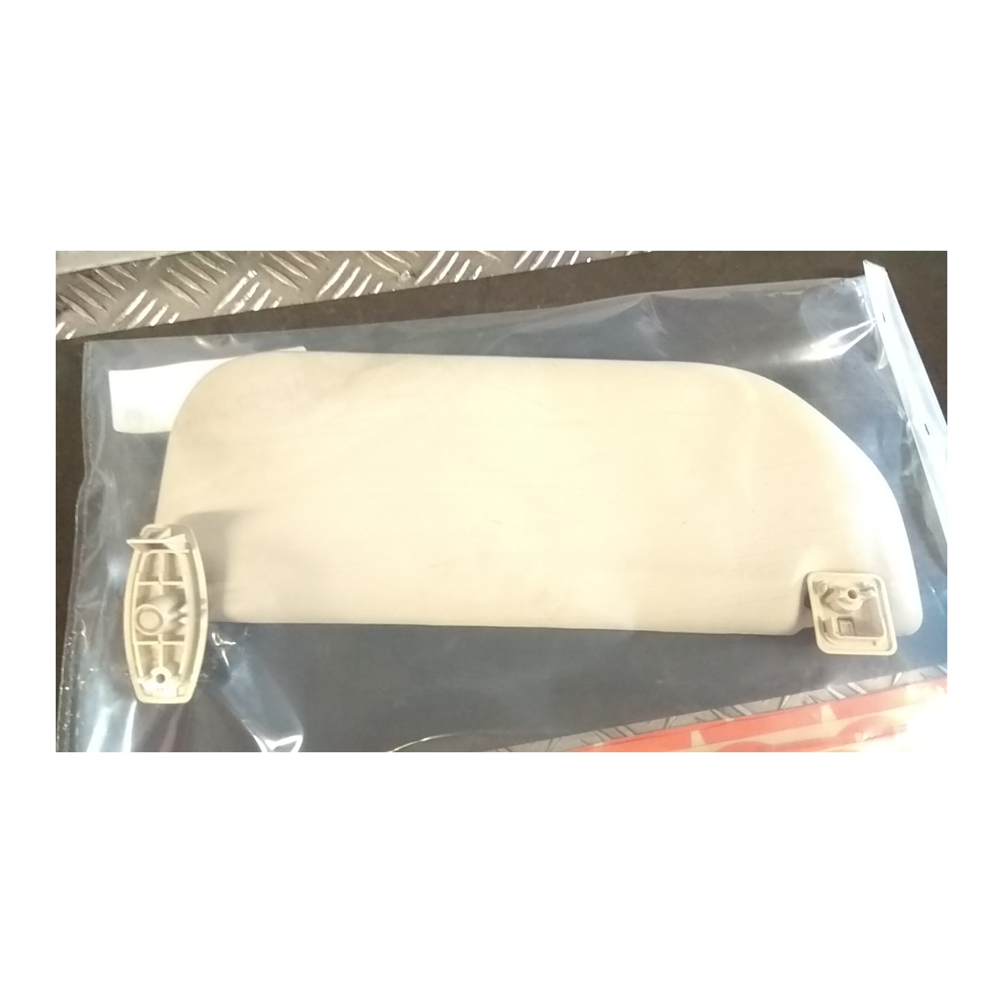 ALETTA PARASOLE PARABREZZA OCCULTABILE SX. 138 CITROEN C4 (11/04-10/10) 5FW 8143JF