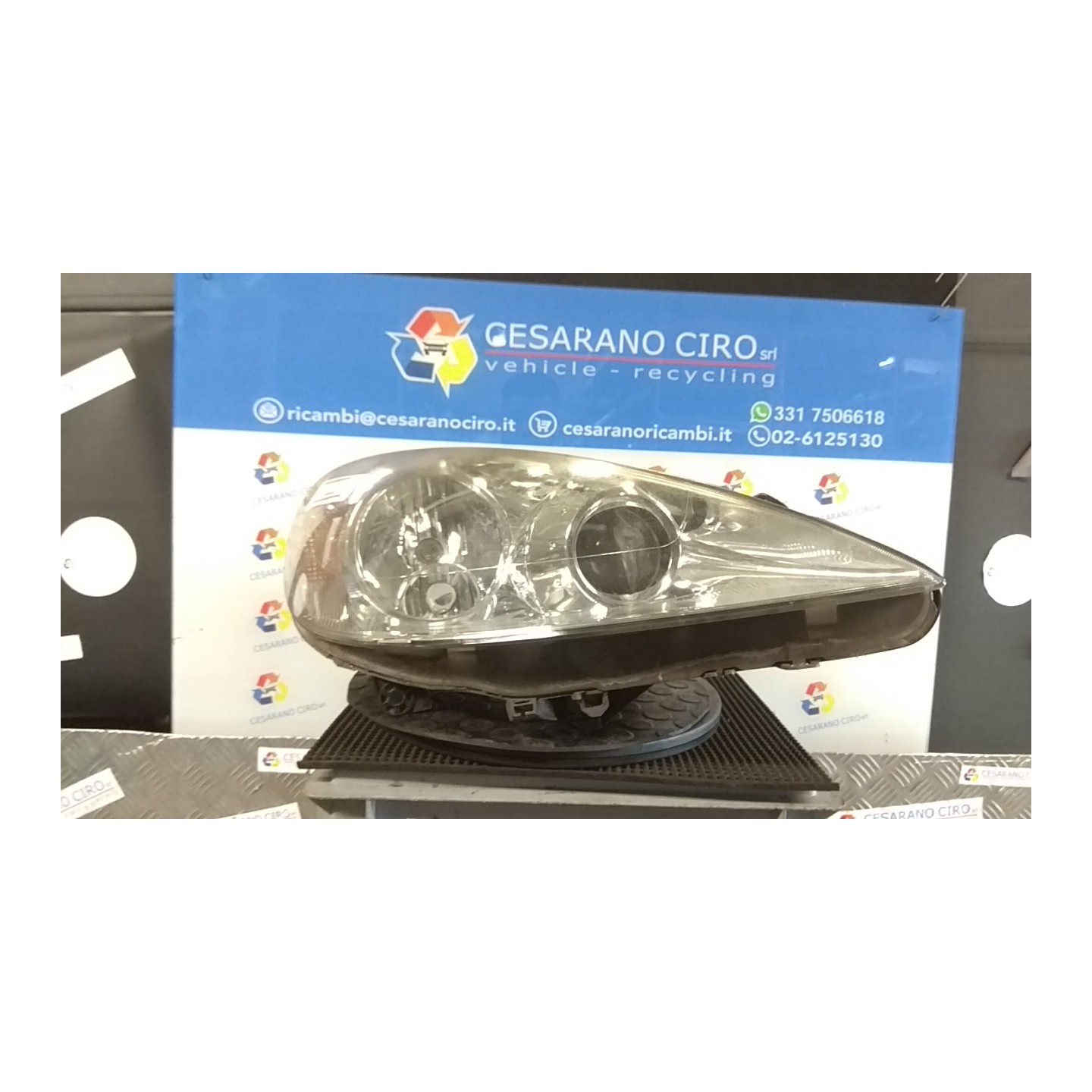 PROIETTORE DX. 164 PEUGEOT 807 (09/02-10/13) RHR 6206F1