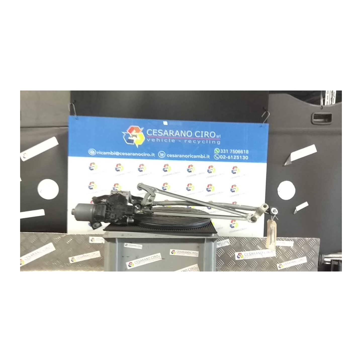 MECCANISMO TERGIPARABREZZA CON MOTORINO 170 FORD C-MAX (CB3) (03/07-12/11) SYDA NB3753007043009