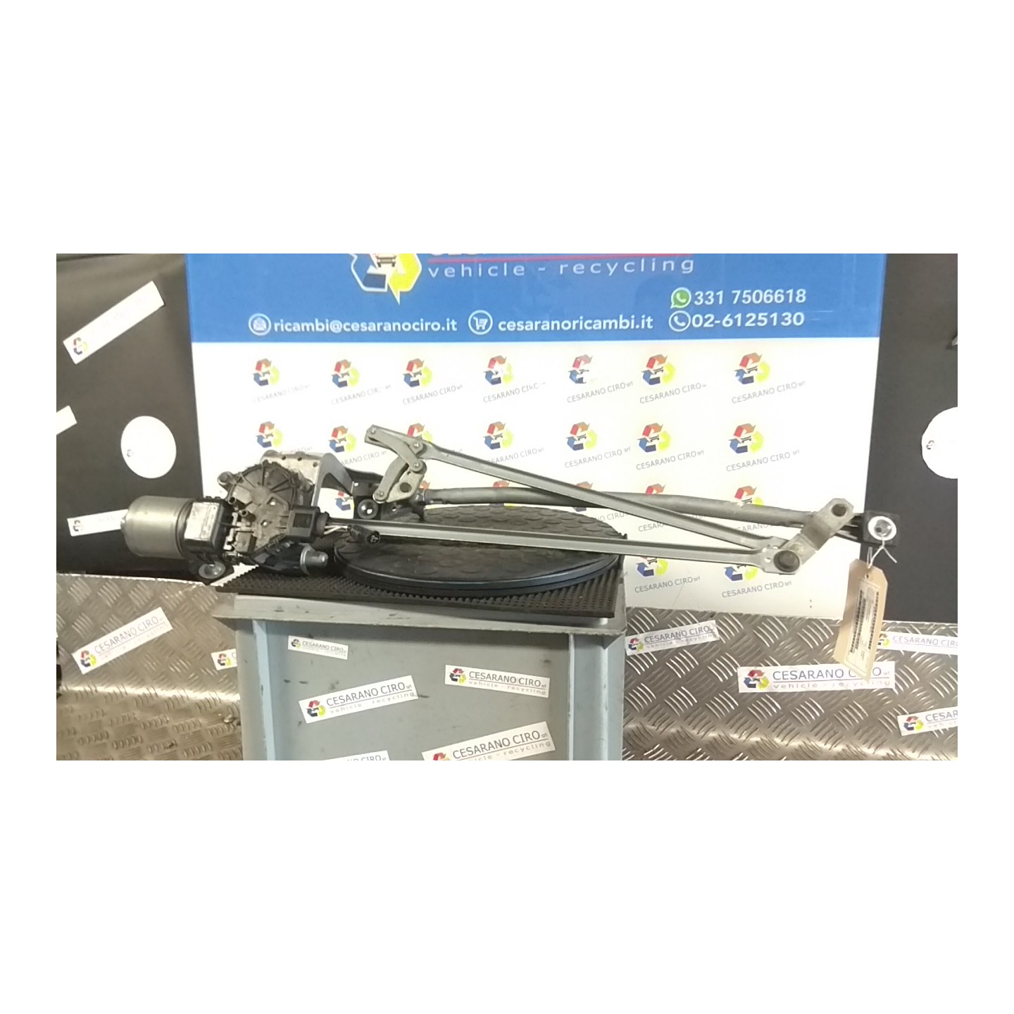 MECCANISMO TERGIPARABREZZA CON MOTORINO 170 FORD C-MAX (CB3) (03/07-12/11) SYDA NB3753007043009