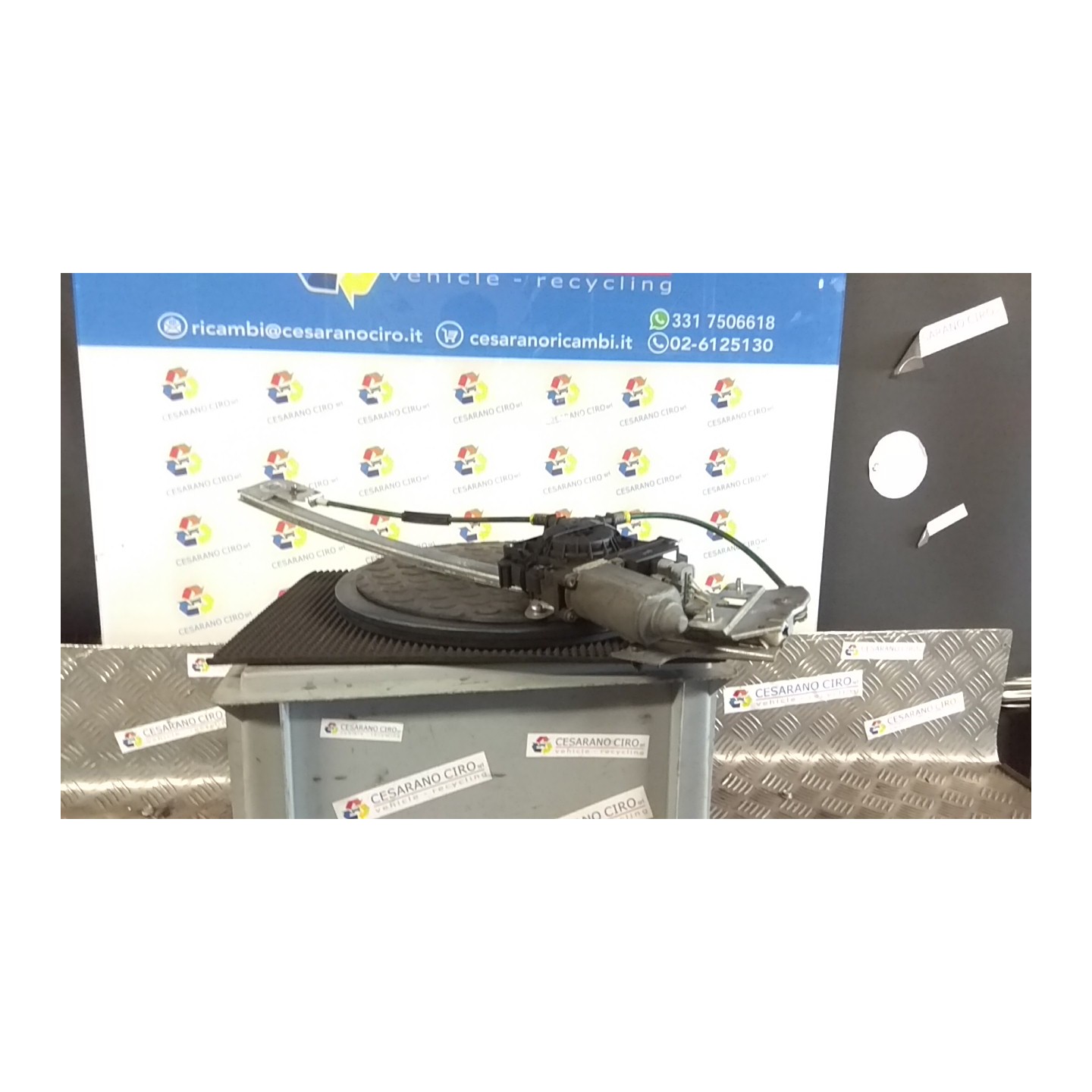 ALZACRISTALLO ELETTR. PORTA POST. CON MOTORINO SX. 008 LANCIA PHEDRA (TC) (06/02-01/11) 4HW 1494841080