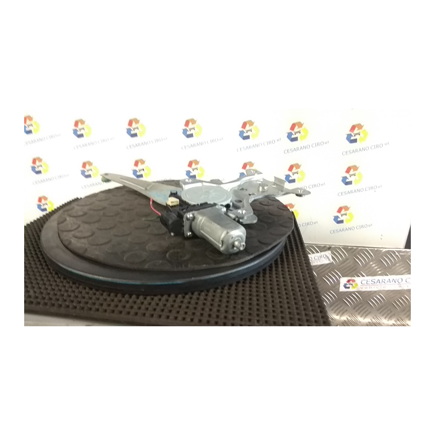 ALZACRISTALLO ELETTR. PORTA POST. SX. 011 FIAT SEDICI (3B) (02/06-11/11) D19AA 71743456