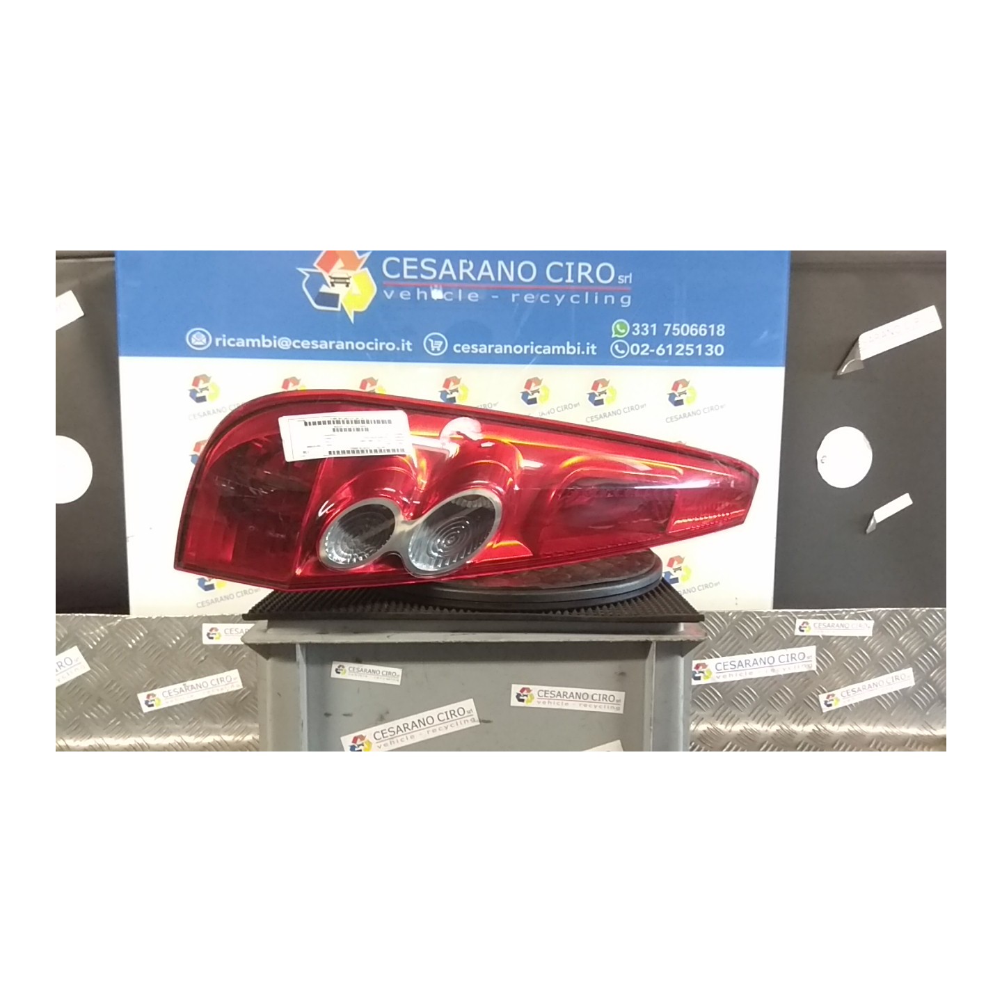 FANALE POST. SX. 022 FORD FIESTA (CBK) (12/05-12/08) FUJA 1437626