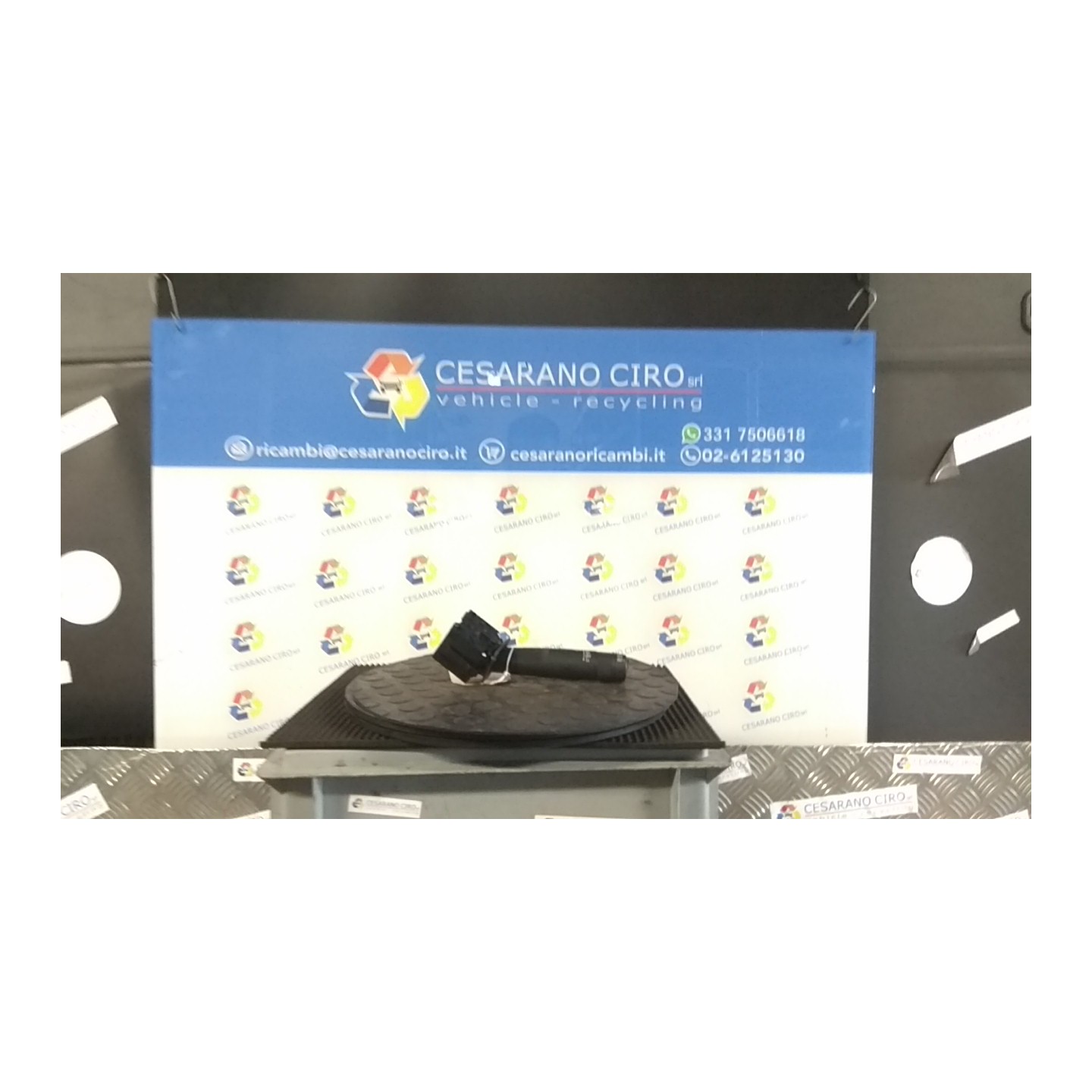 BLOCCO COMANDI TERGICRISTALLI 042 OPEL KARL ROCKS (03/17-) D10XEOPTL5Q 94745755