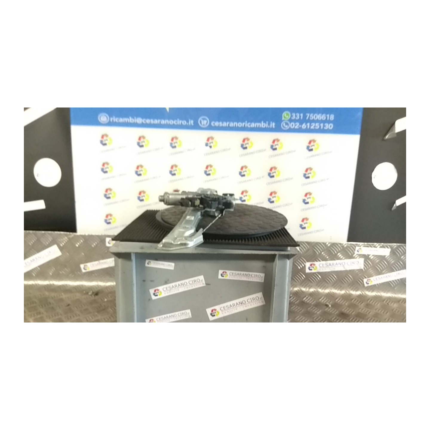 ALZACRISTALLO PORTA ANT. SX. 047 OPEL KARL ROCKS (03/17-) D10XEOPTL5Q 95137311