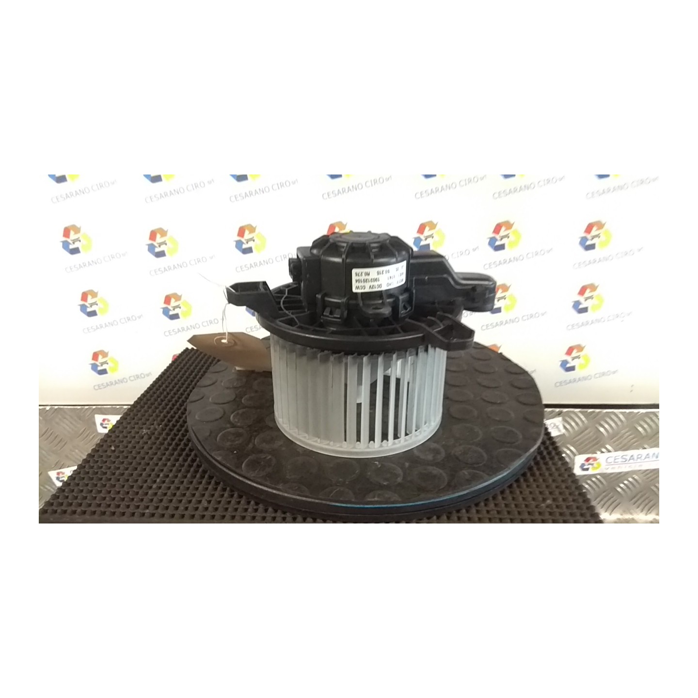 MOTORINO VENTILAZIONE ABITACOLO 050 OPEL KARL ROCKS (03/17-) D10XEOPTL5Q 42643910