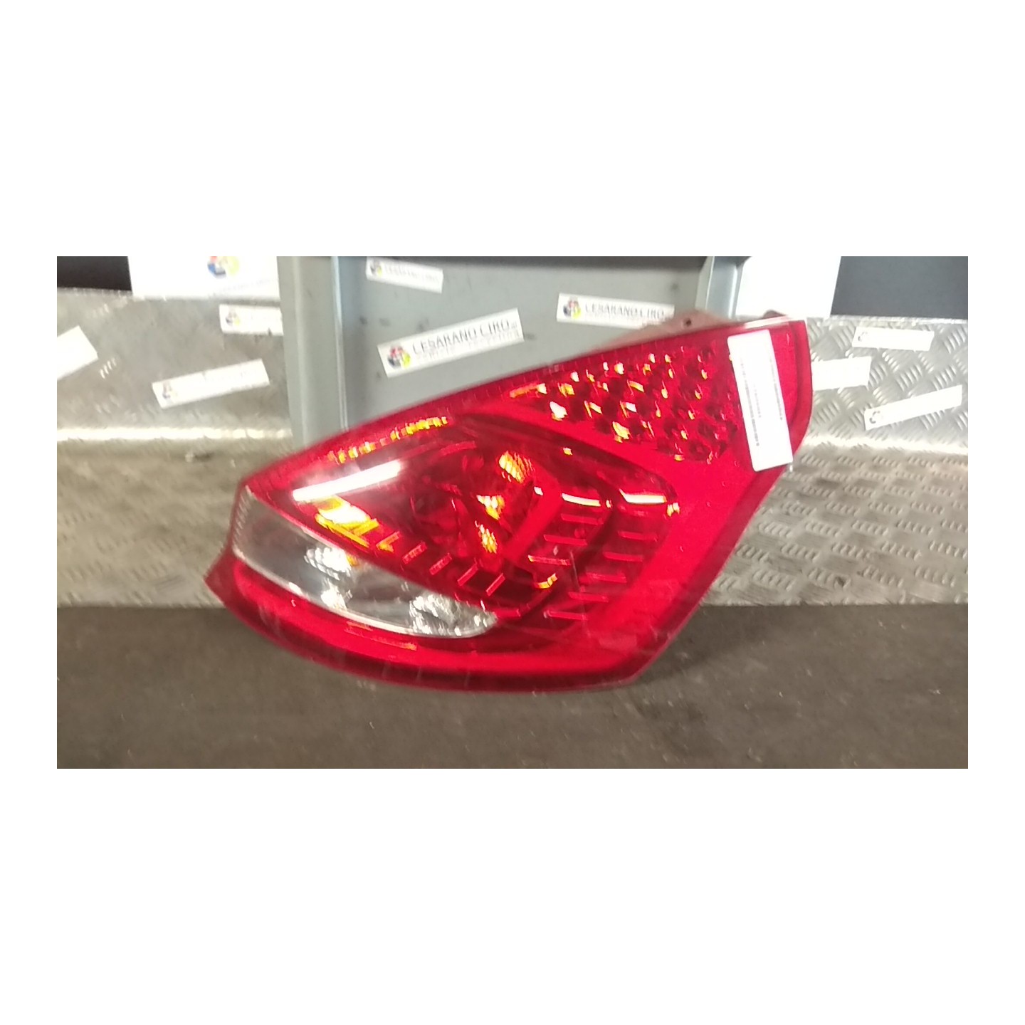 FANALE POST. DX. 119 FORD FIESTA (CB1) (09/08-10/13) STJB 1709552