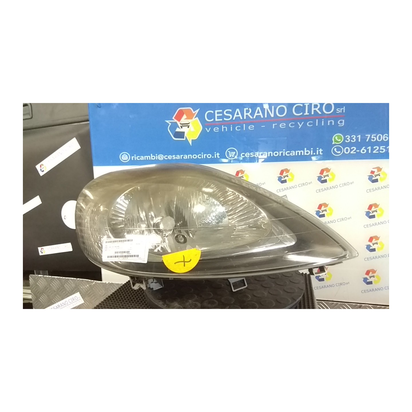 PROIETTORE T.7V600001- DX. 209 OPEL VIVARO (X83) (10/04-09/06) F9QU7 93859830