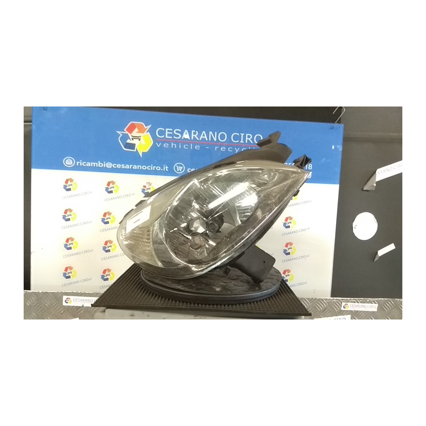 PROIETTORE DX. 209 CITROEN XSARA PICASSO (12/99-01/10) 9HX 6205W0