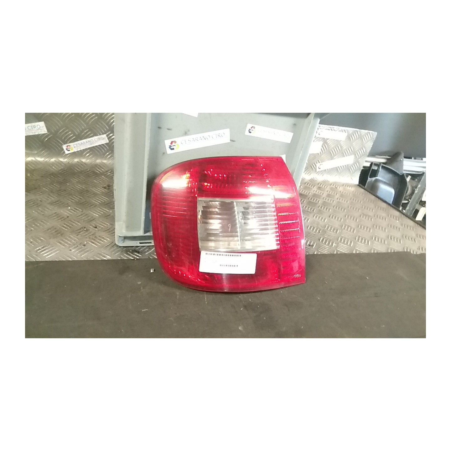 FANALE POST. SX. 216 FIAT MULTIPLA (1F) (05/04-04/12) 186A9000 51720553