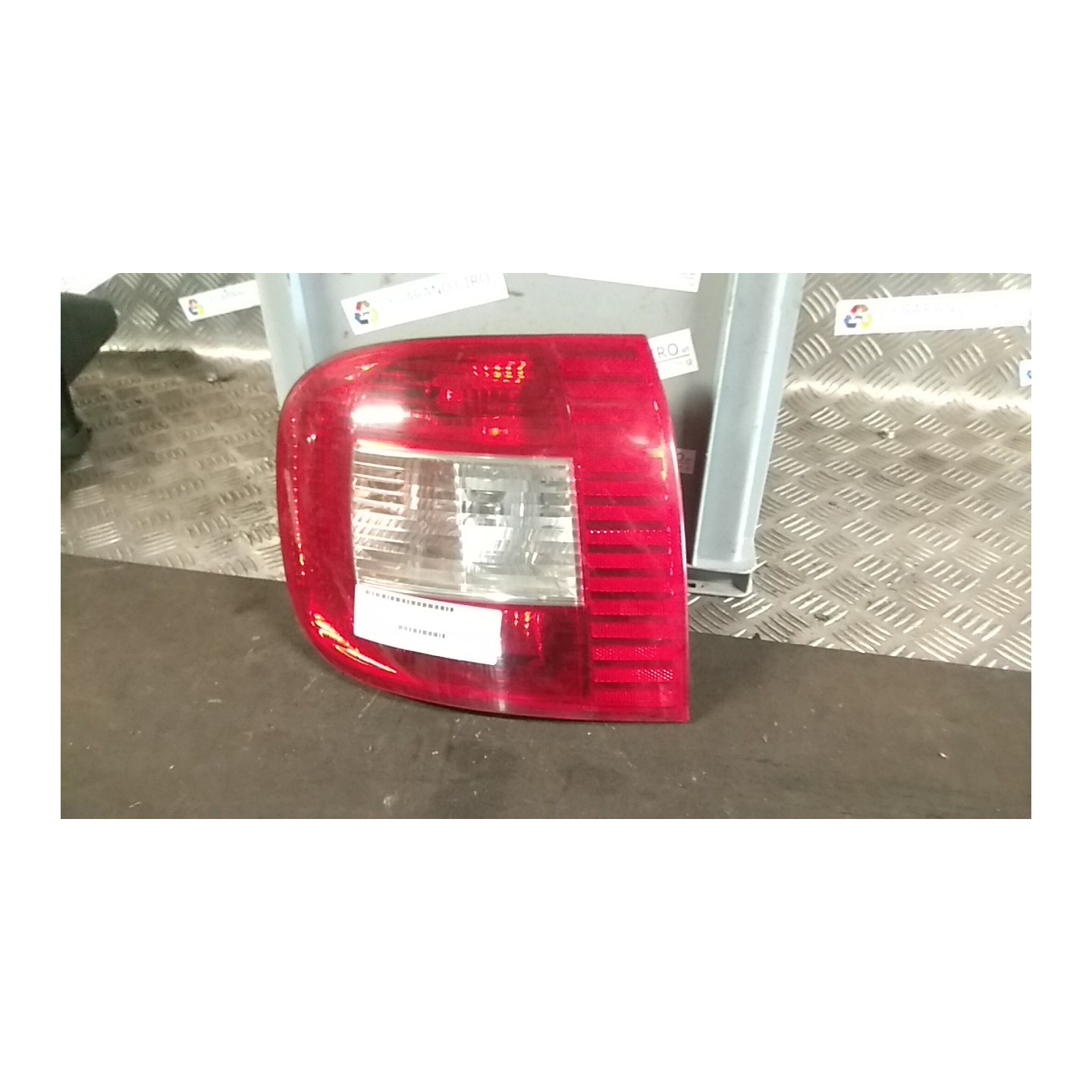 FANALE POST. SX. 216 FIAT MULTIPLA (1F) (05/04-04/12) 186A9000 51720553