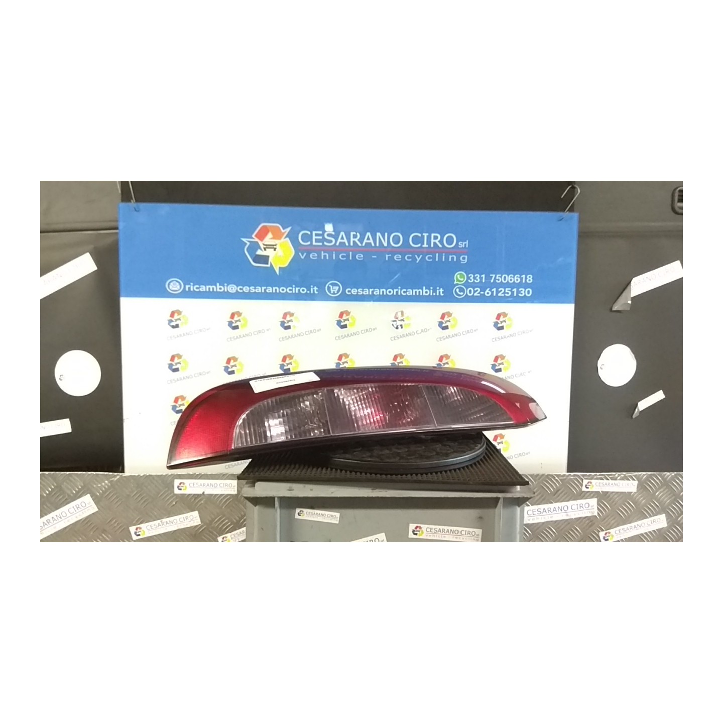 FANALE POST. ROSSO SX. 236 OPEL CORSA (X01) (10/00-06/06) Z10XEP 9196363