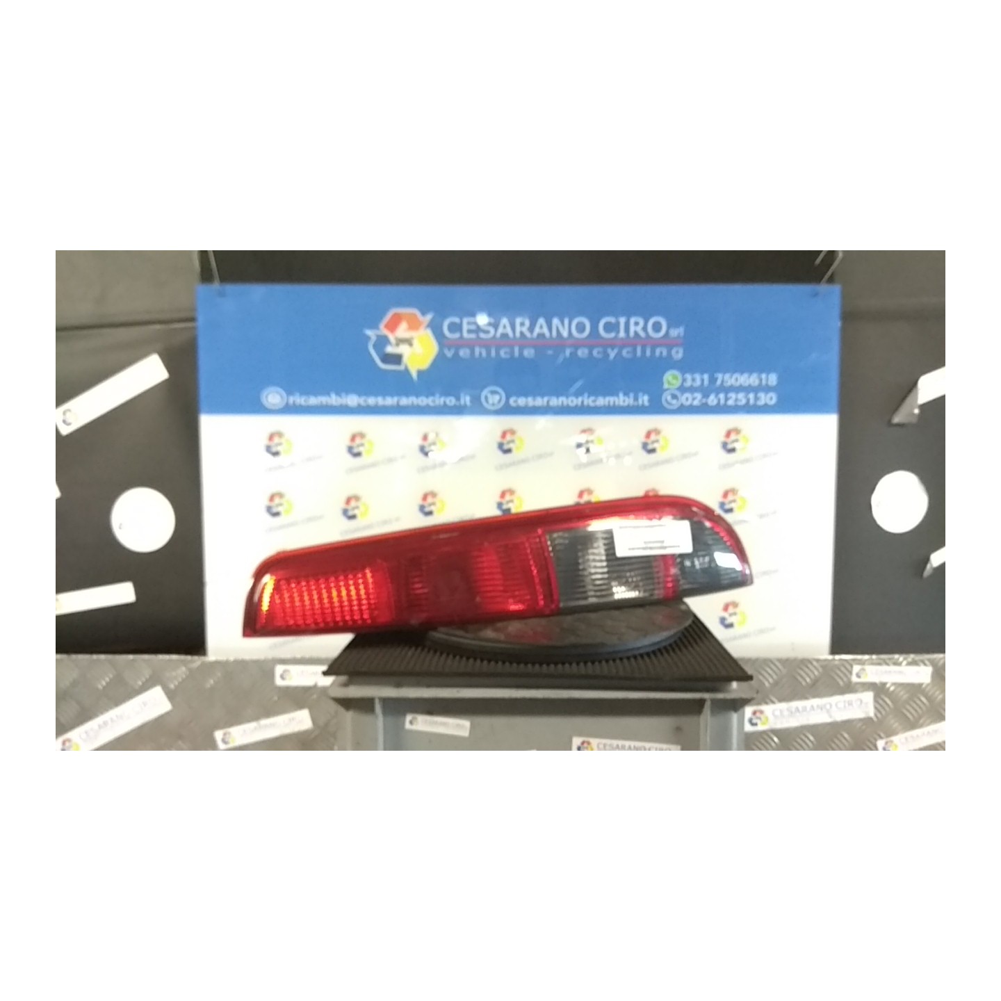 FANALE POST. DX. 249 FORD FOCUS (CAP) (11/04-06/08) HHDA 1420466