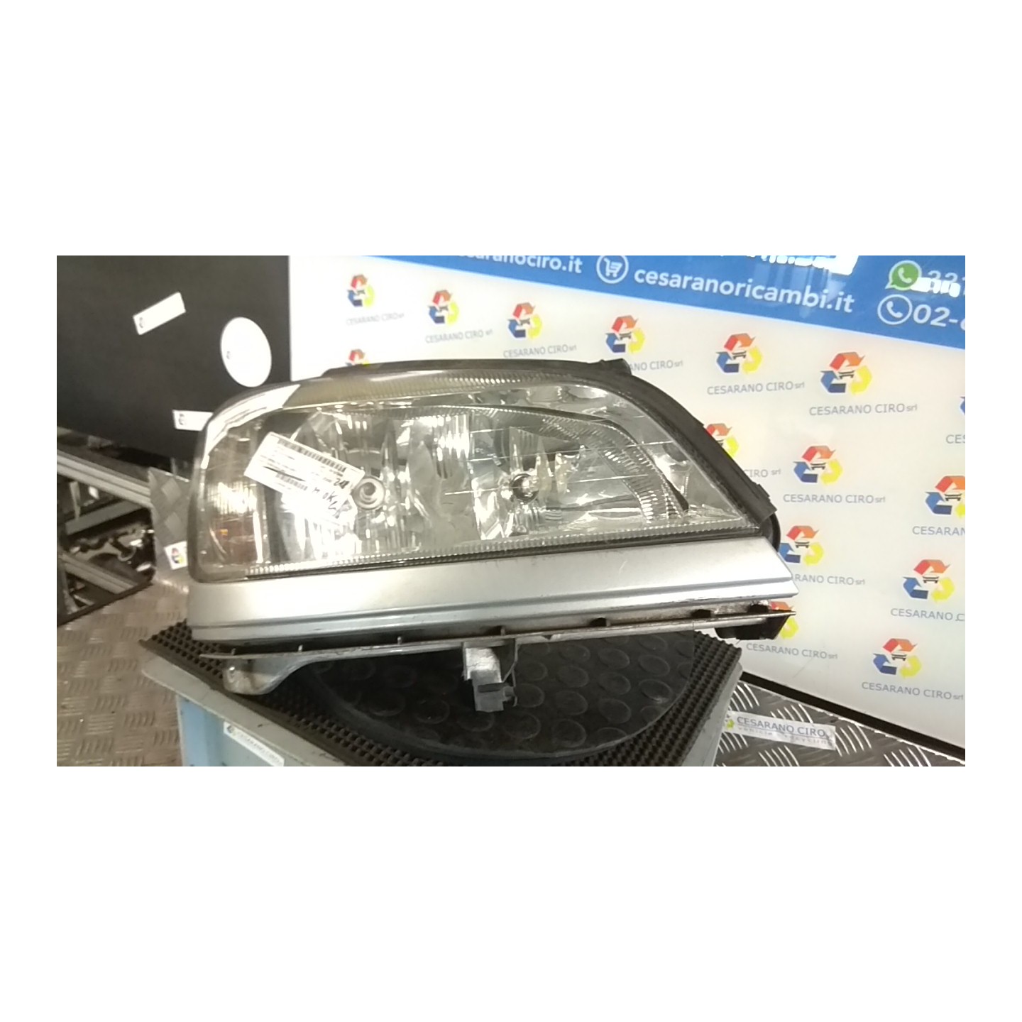 PROIETTORE DX. 260 OPEL ZAFIRA (T98) (03/99-12/05) Y22DTR 9118792