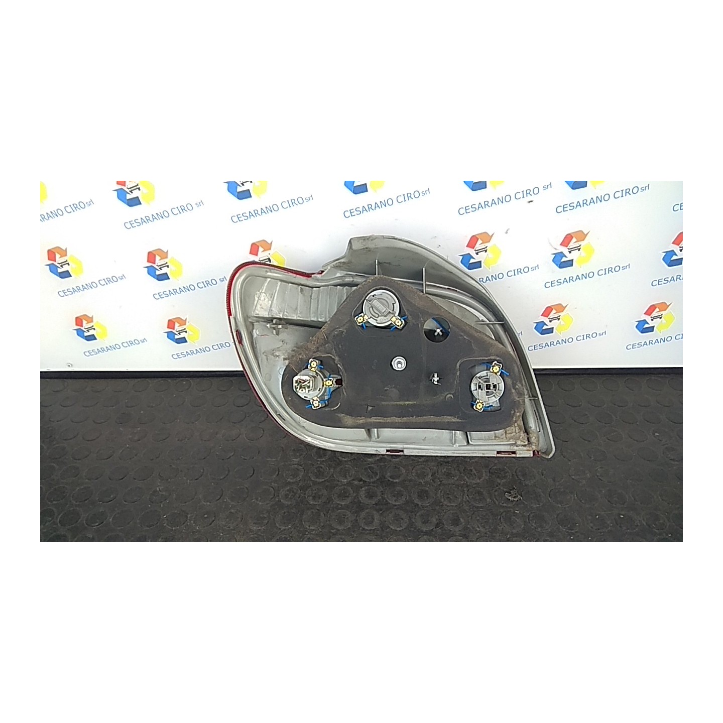 FANALE POST. 08/99-12/02 DX. 302 TOYOTA YARIS (03/99-11/05)     (JPP) 1NDTV 8155052130