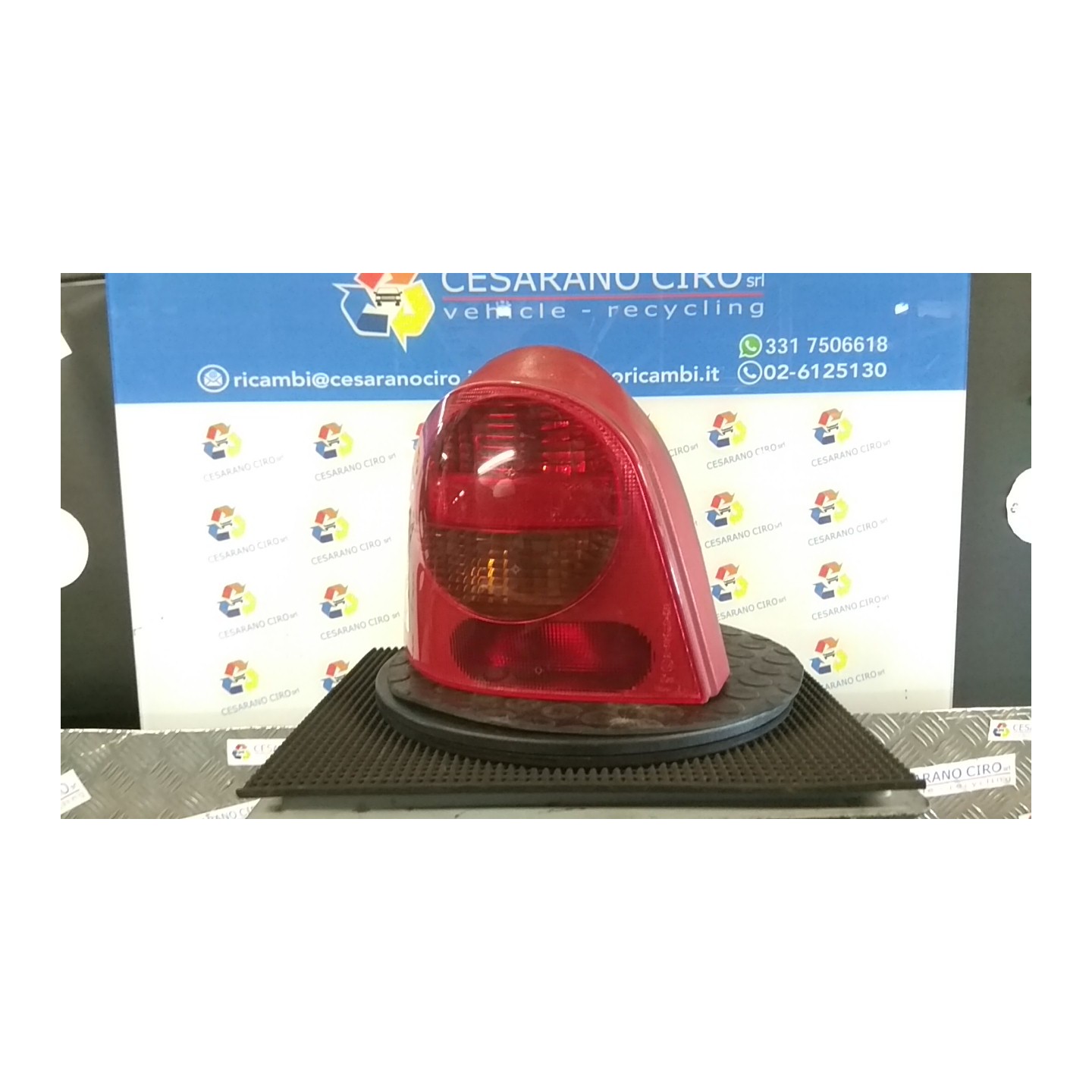 FANALE POST. 09/04 SX. 307 RENAULT TWINGO 1A SERIE (08/98-09/07) D7FJ7 7700426319